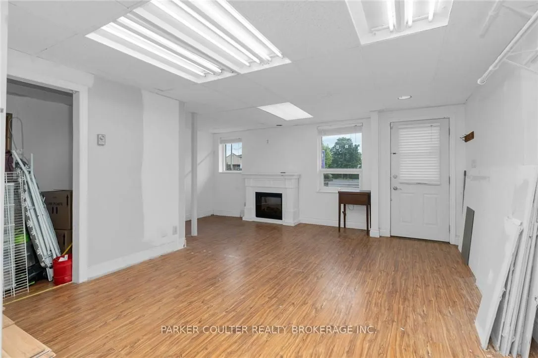 758 Yonge Street
