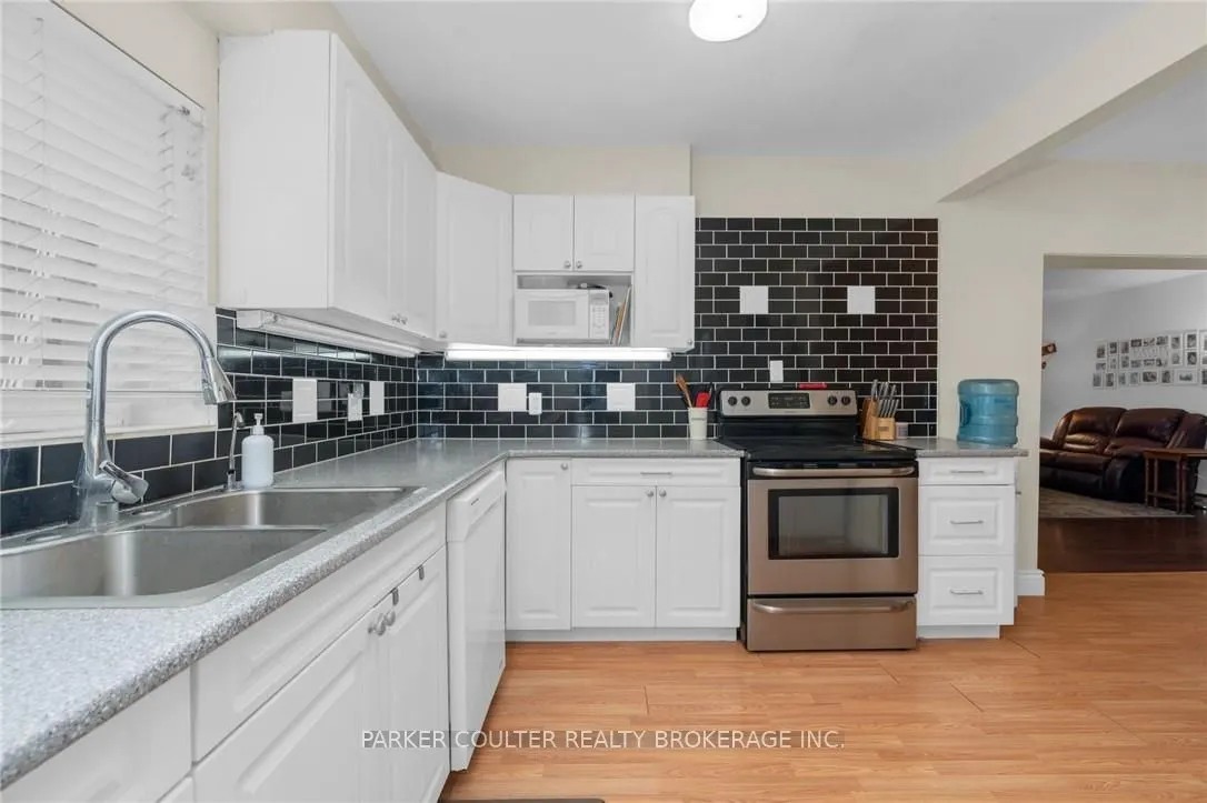 758 Yonge Street