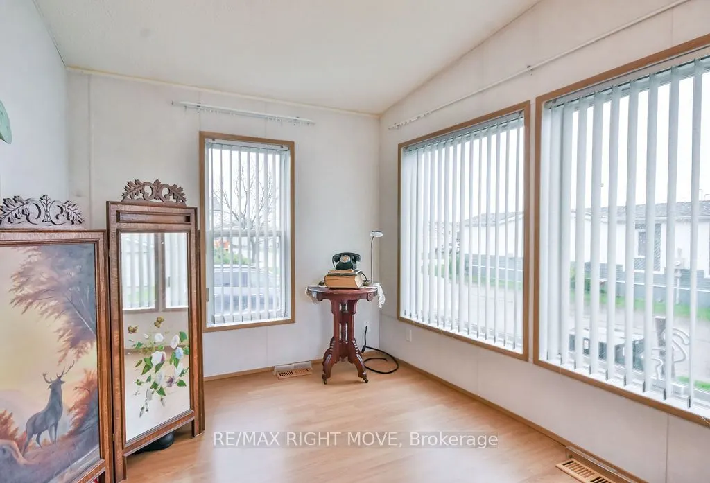 1407 Fox Road