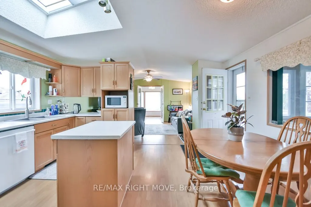 1407 Fox Road