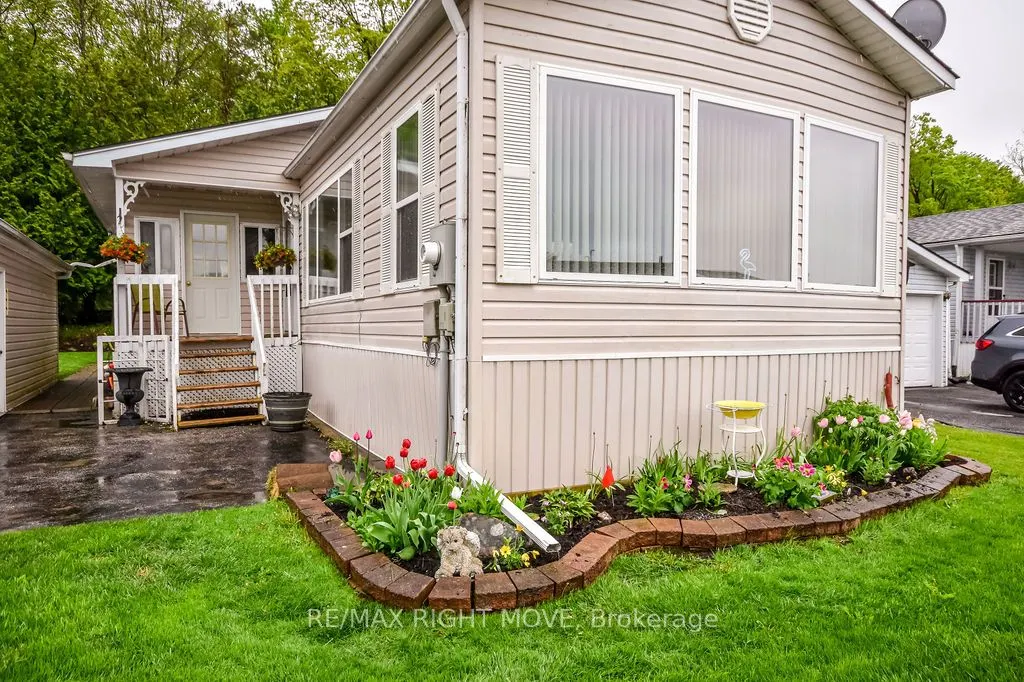 1407 Fox Road