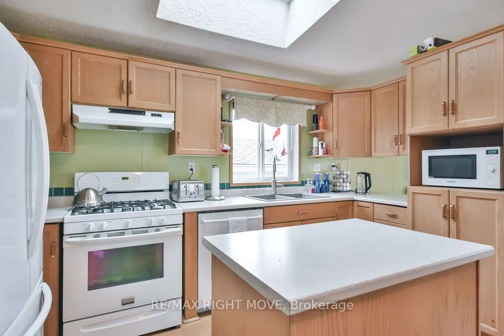 1407 Fox Road