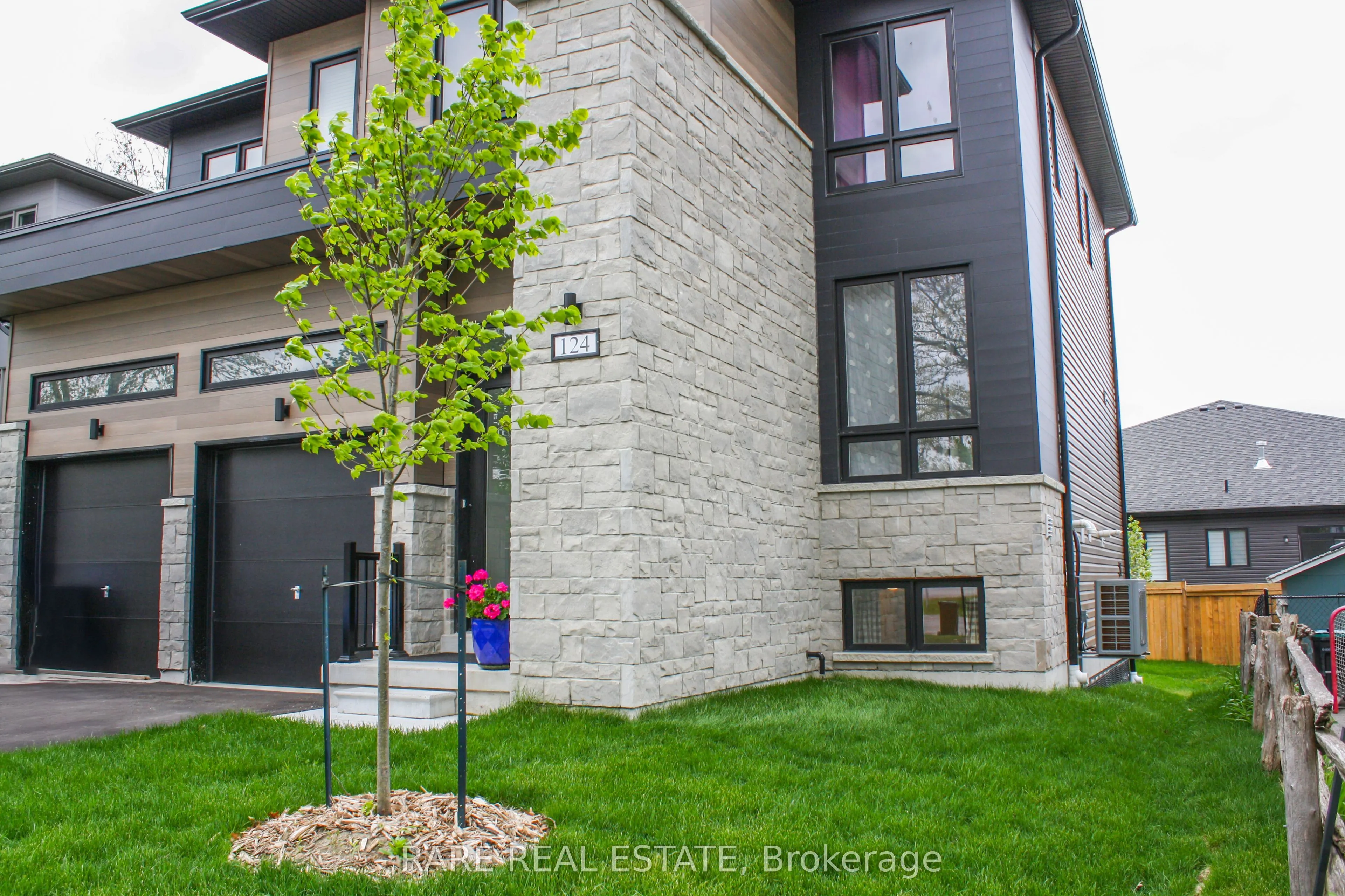 124 Ansley Road, #Lower