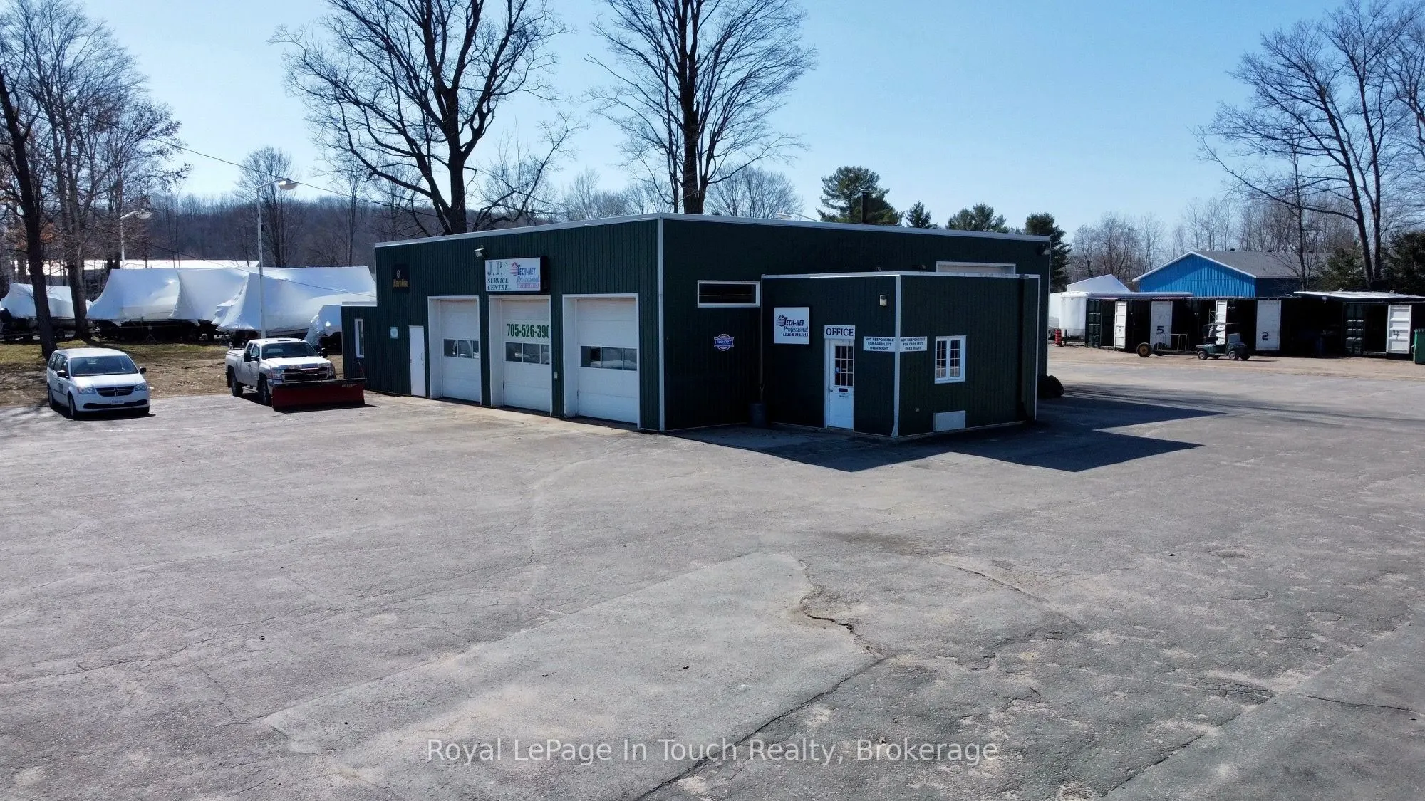 750 Balm Beach Road E