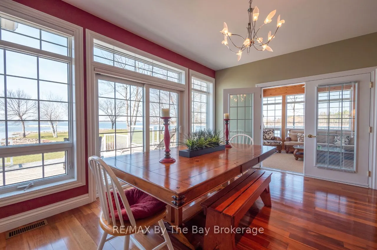 80 Arbour Trail
