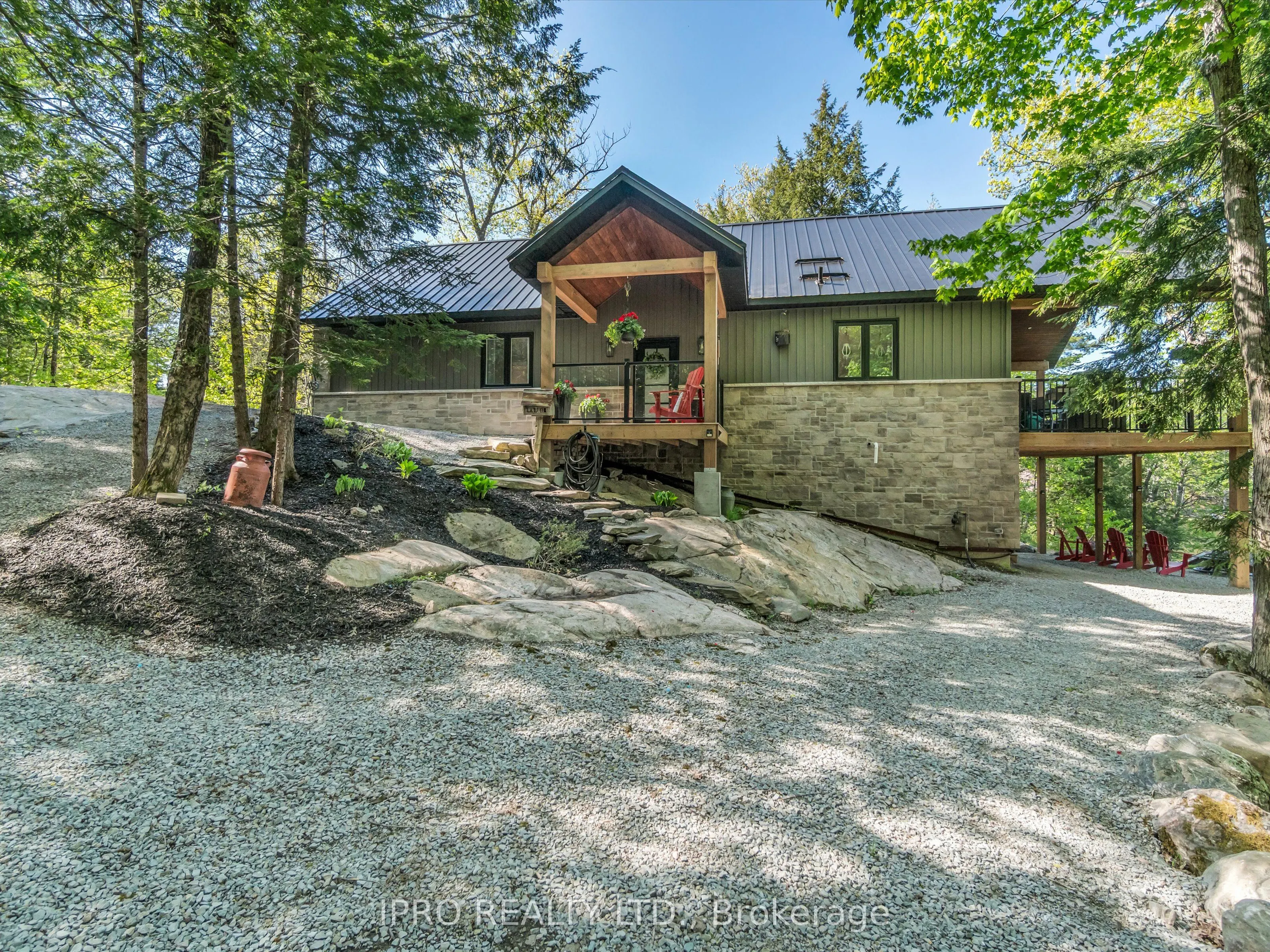 1907 Island Road