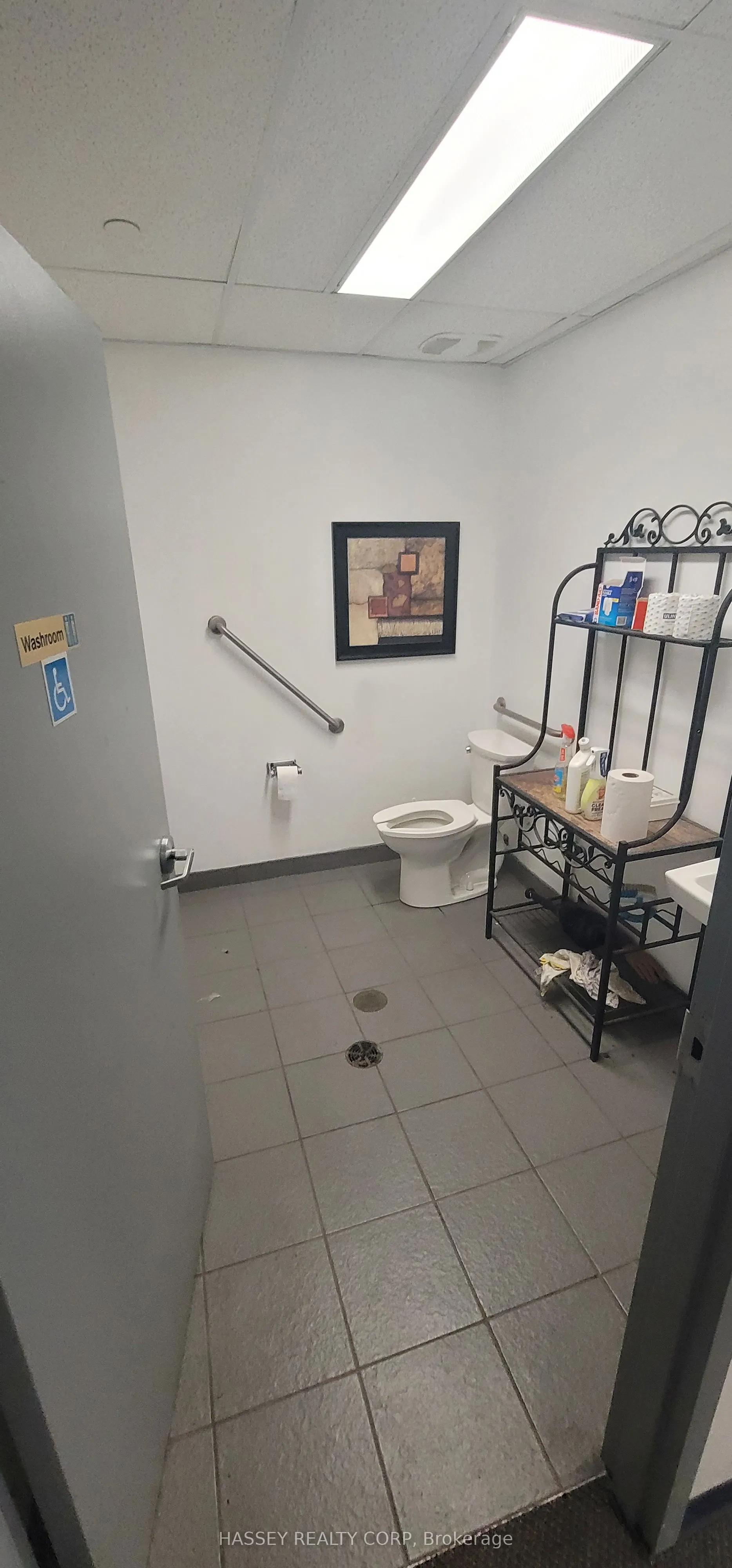353 Saunders Road, #17