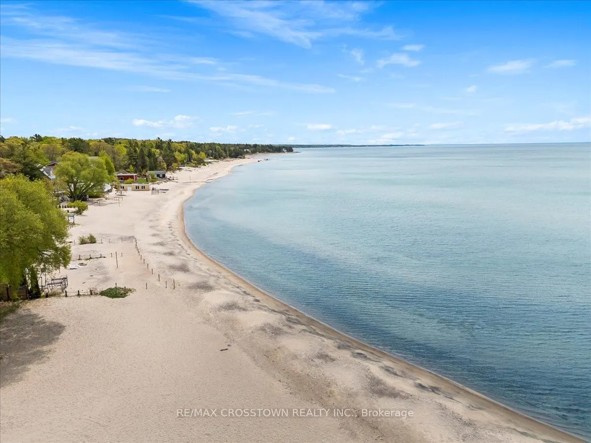 369 Balm Beach Road W