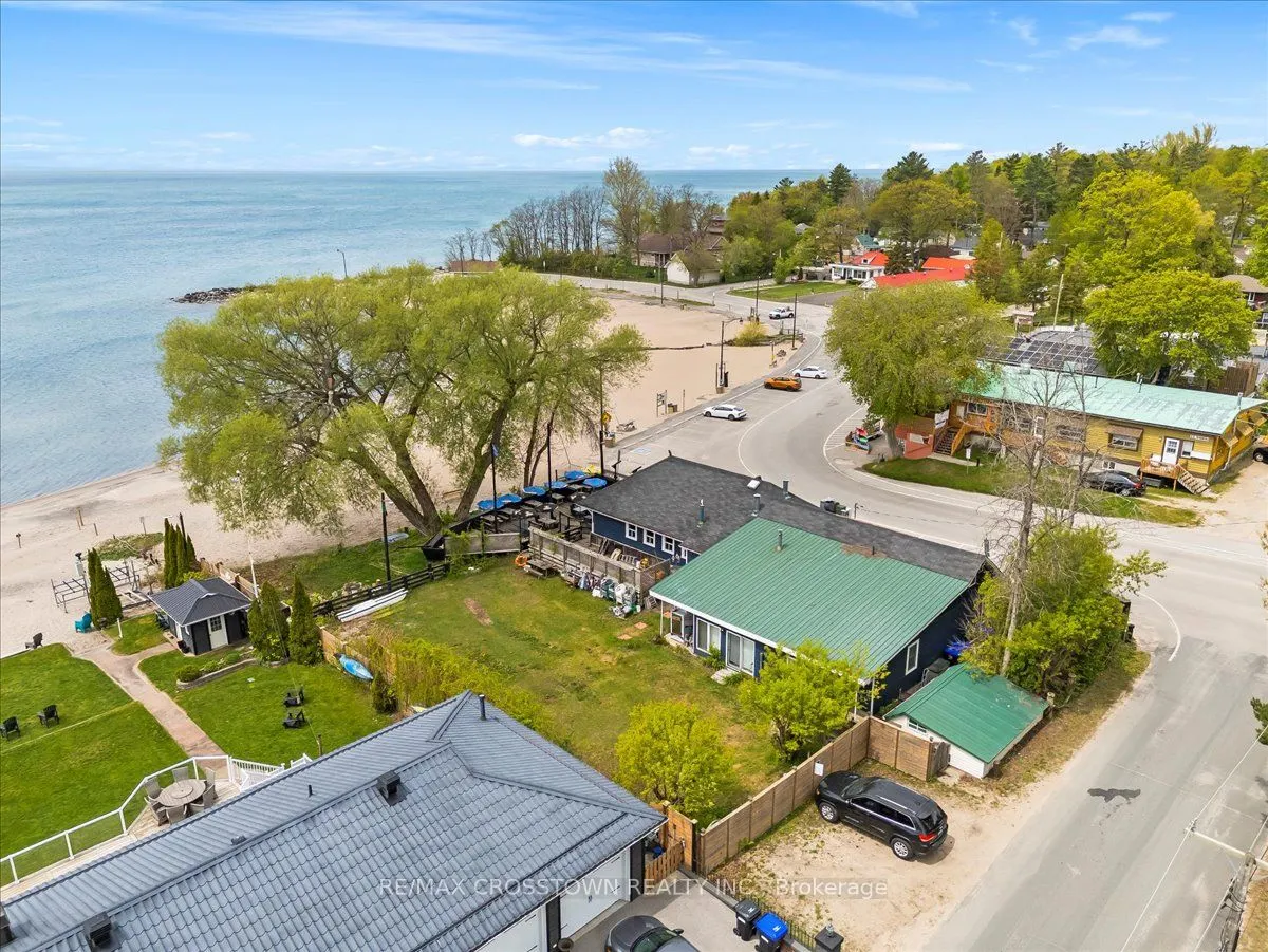 369 Balm Beach Road W