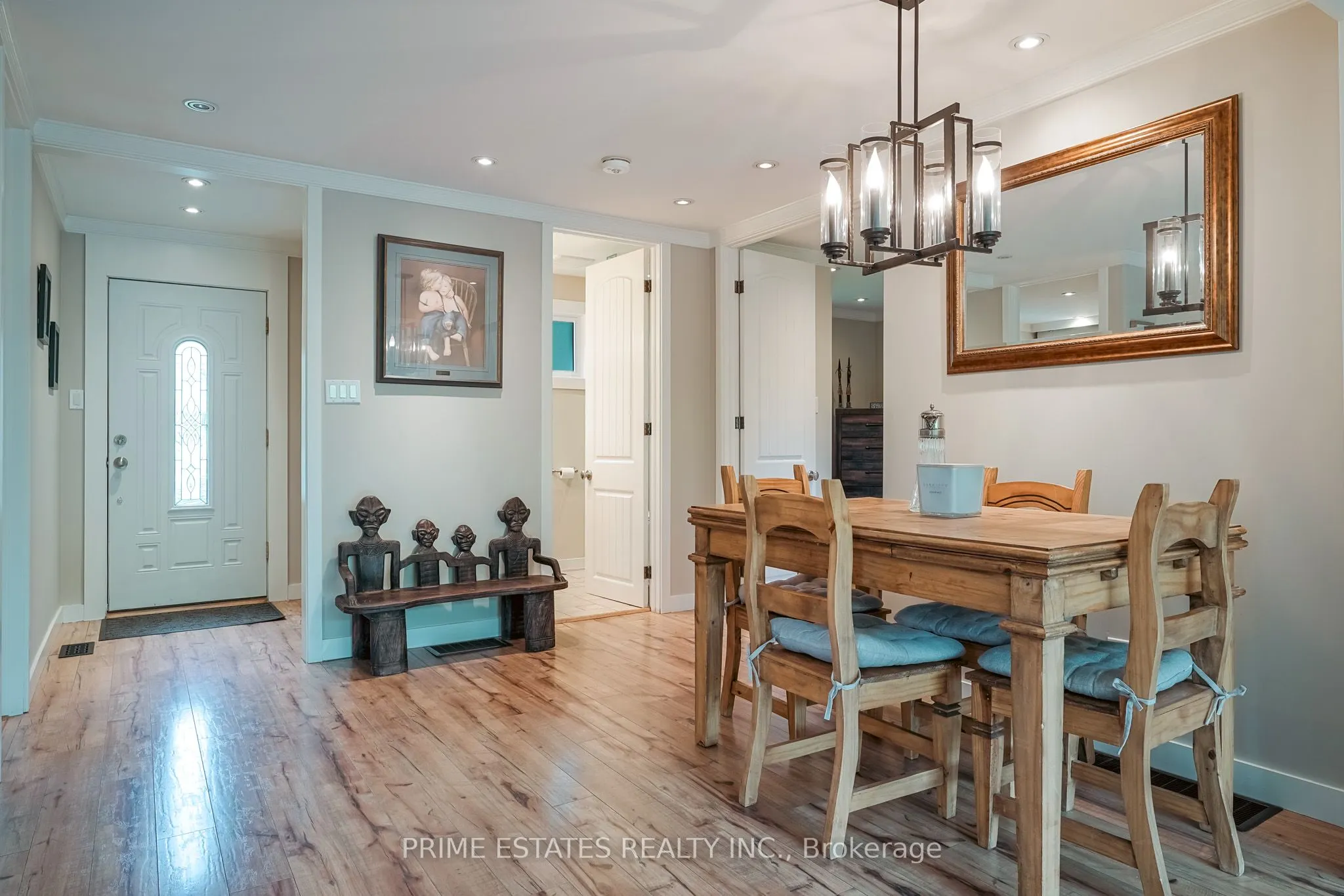 2996 Moynes Road
