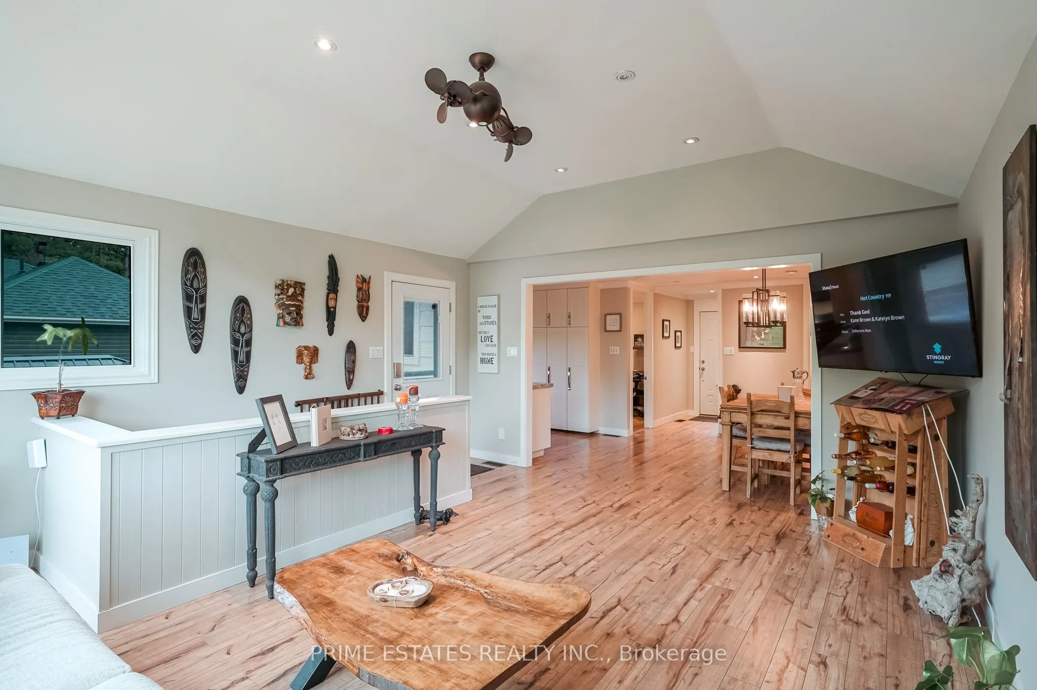 2996 Moynes Road