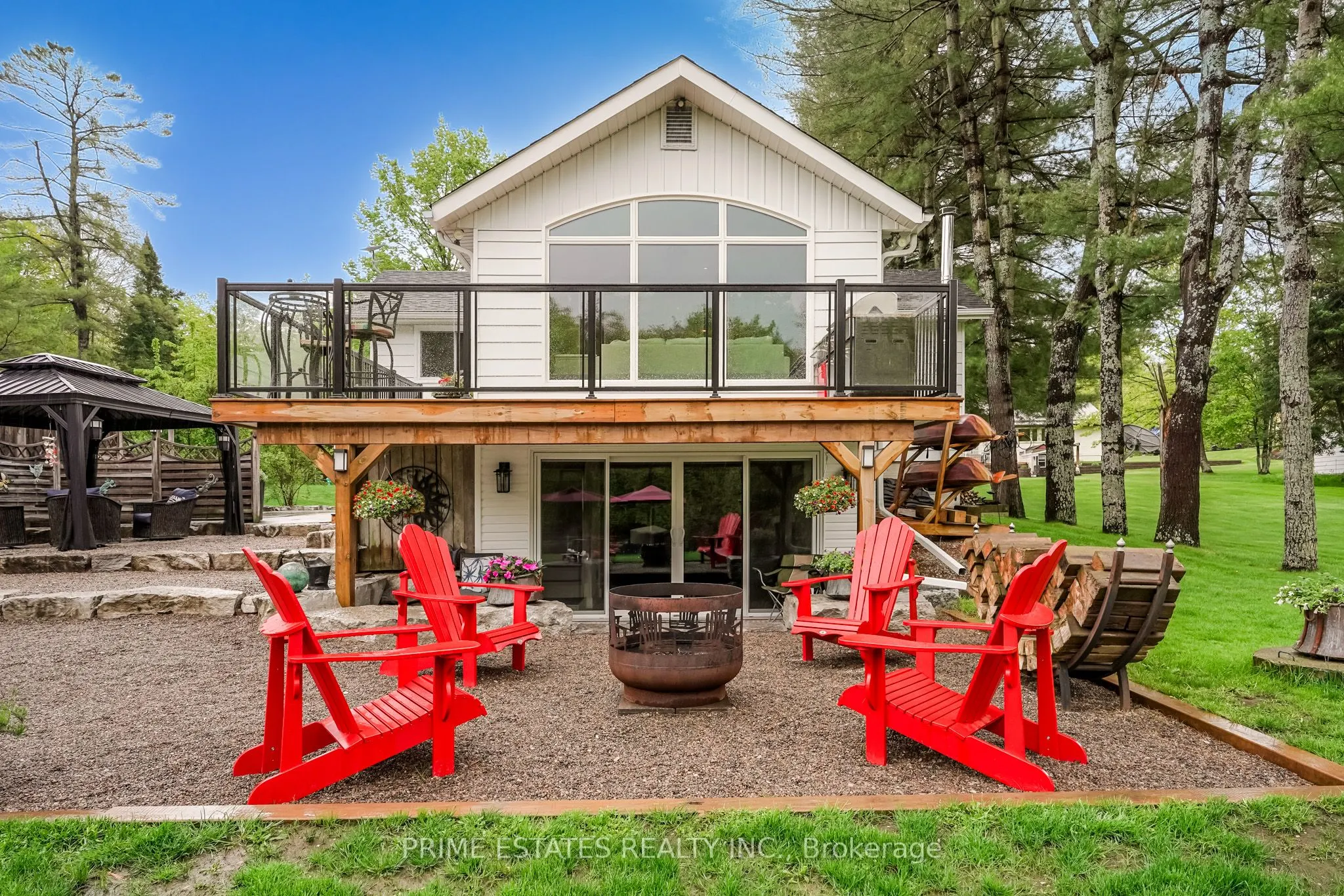 2996 Moynes Road