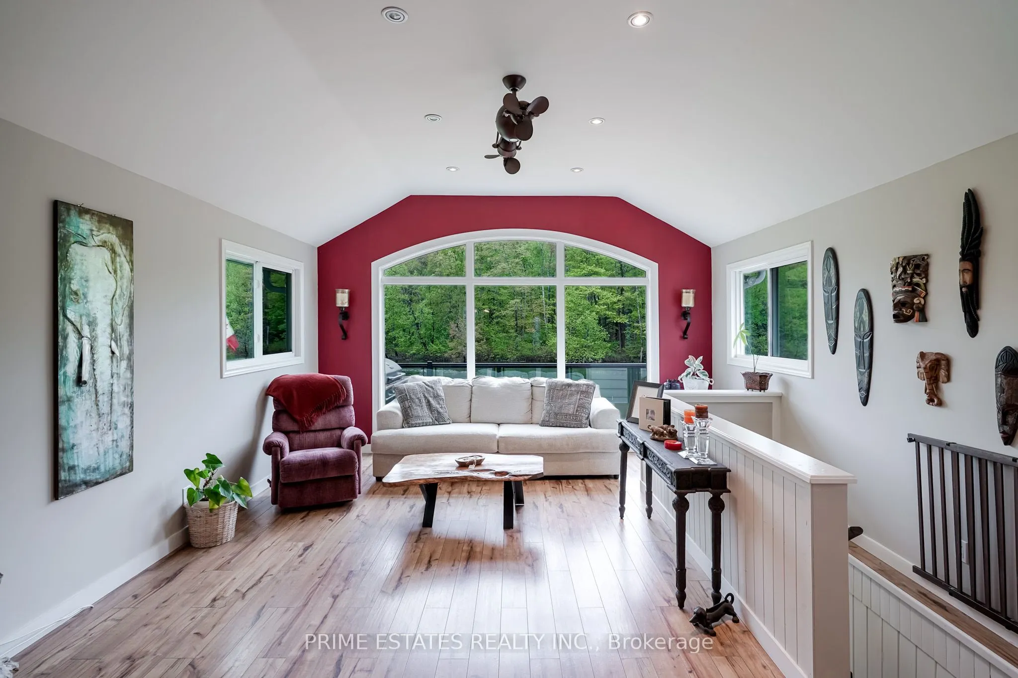 2996 Moynes Road