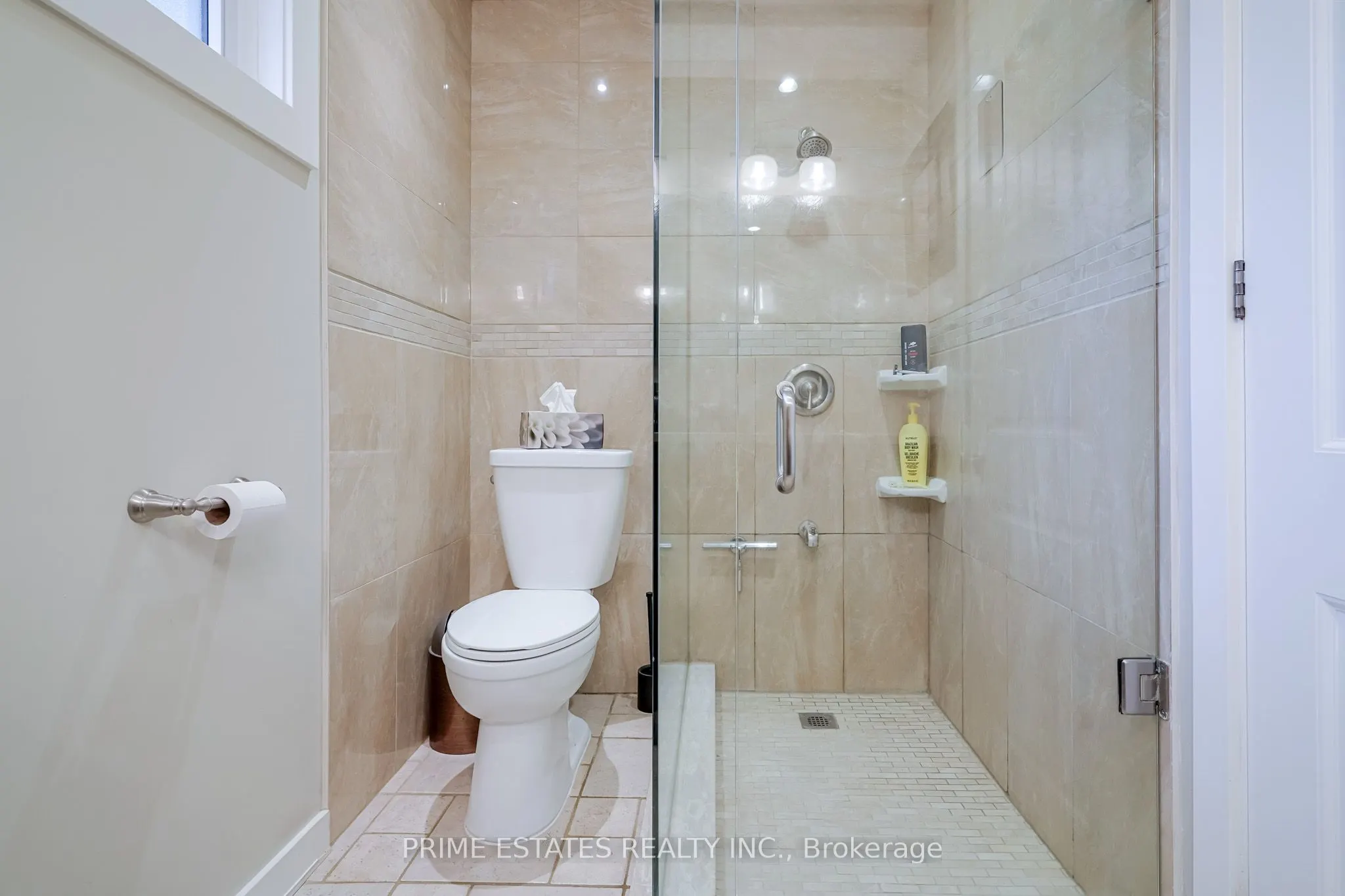 2996 Moynes Road