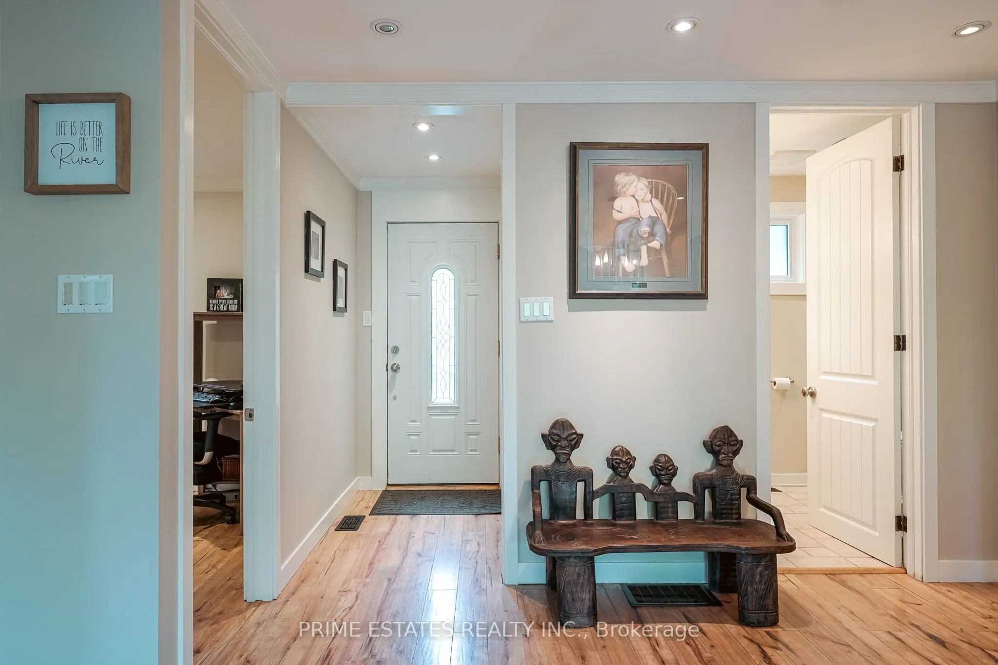 2996 Moynes Road
