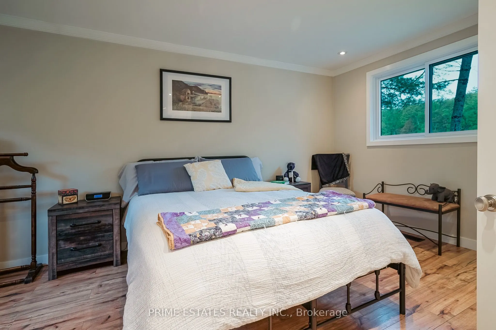 2996 Moynes Road