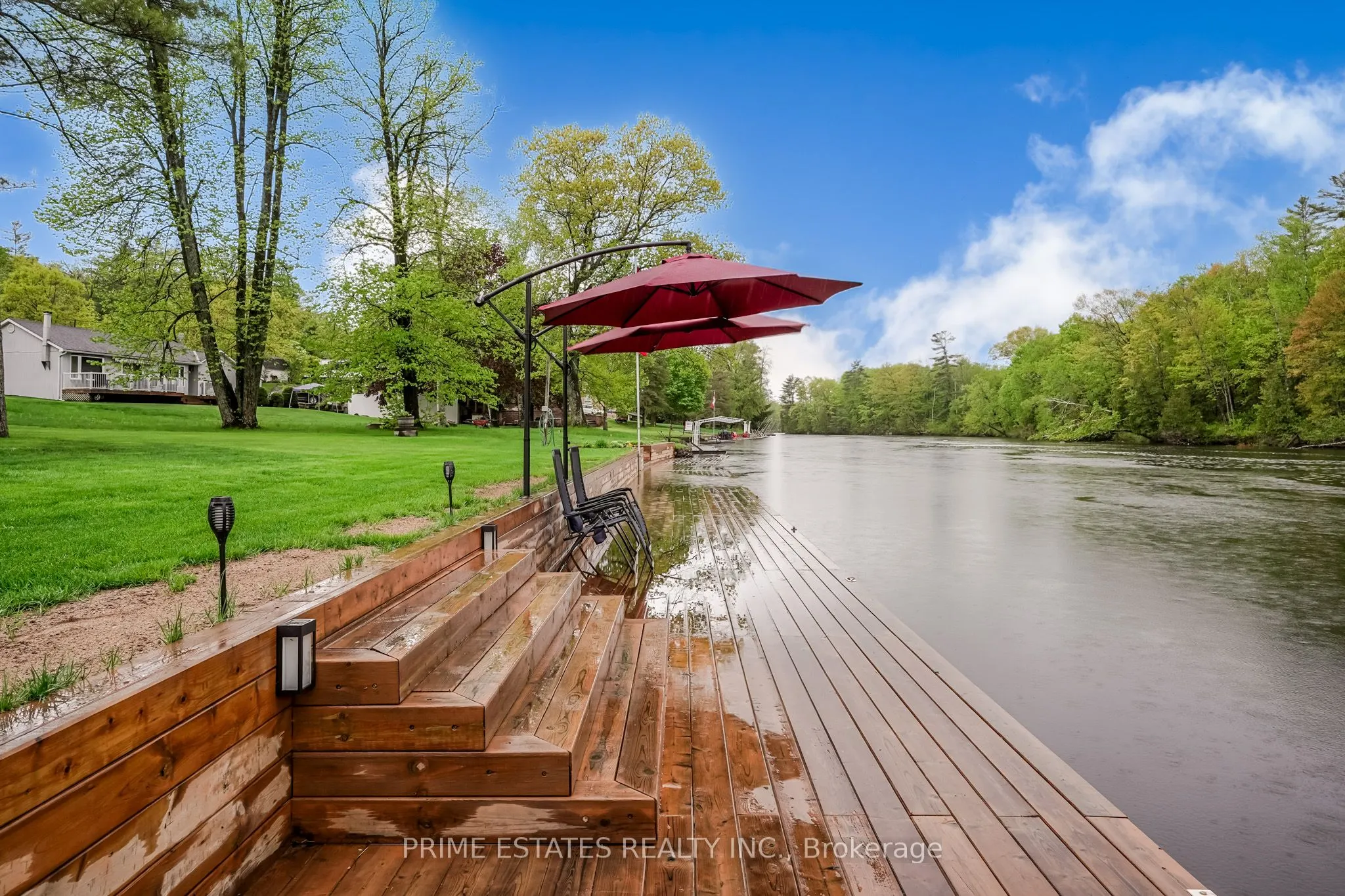 2996 Moynes Road