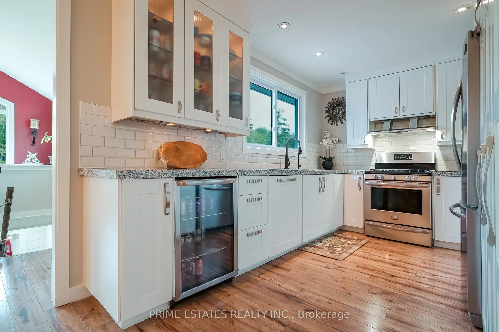 2996 Moynes Road