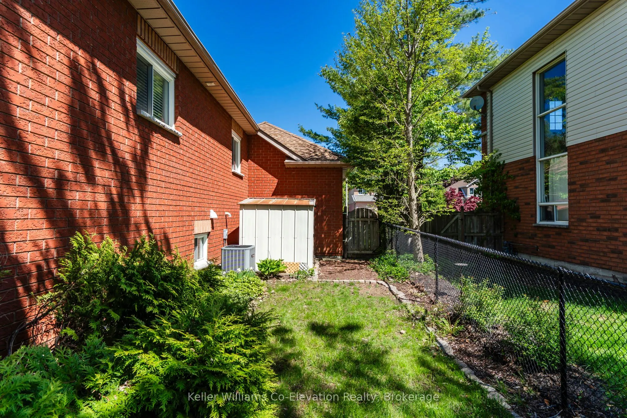 33 Allsop Crescent