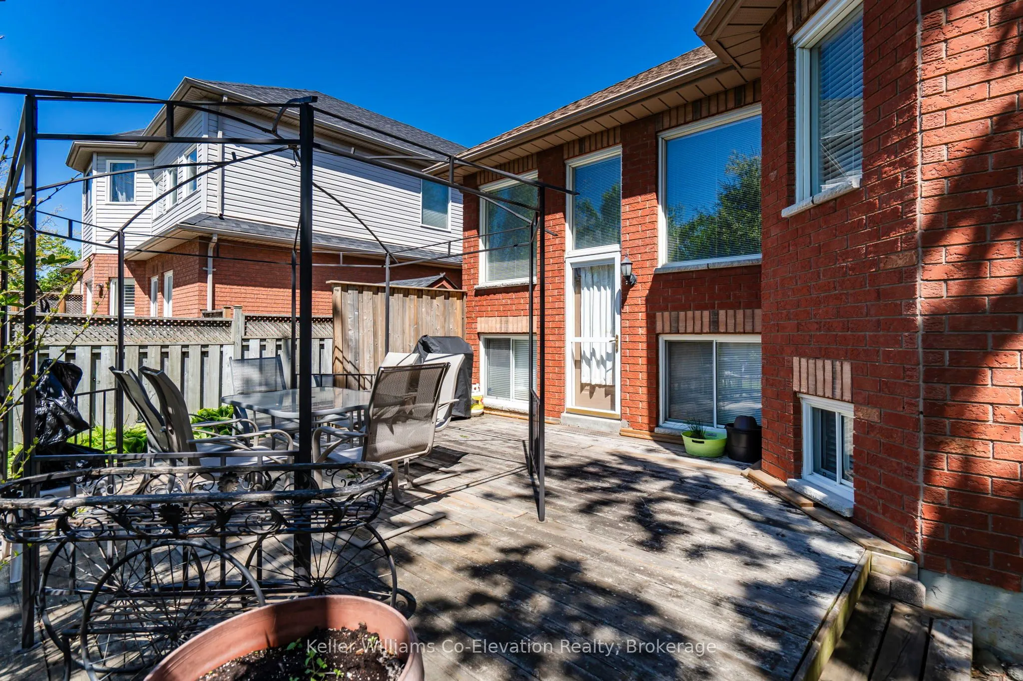 33 Allsop Crescent