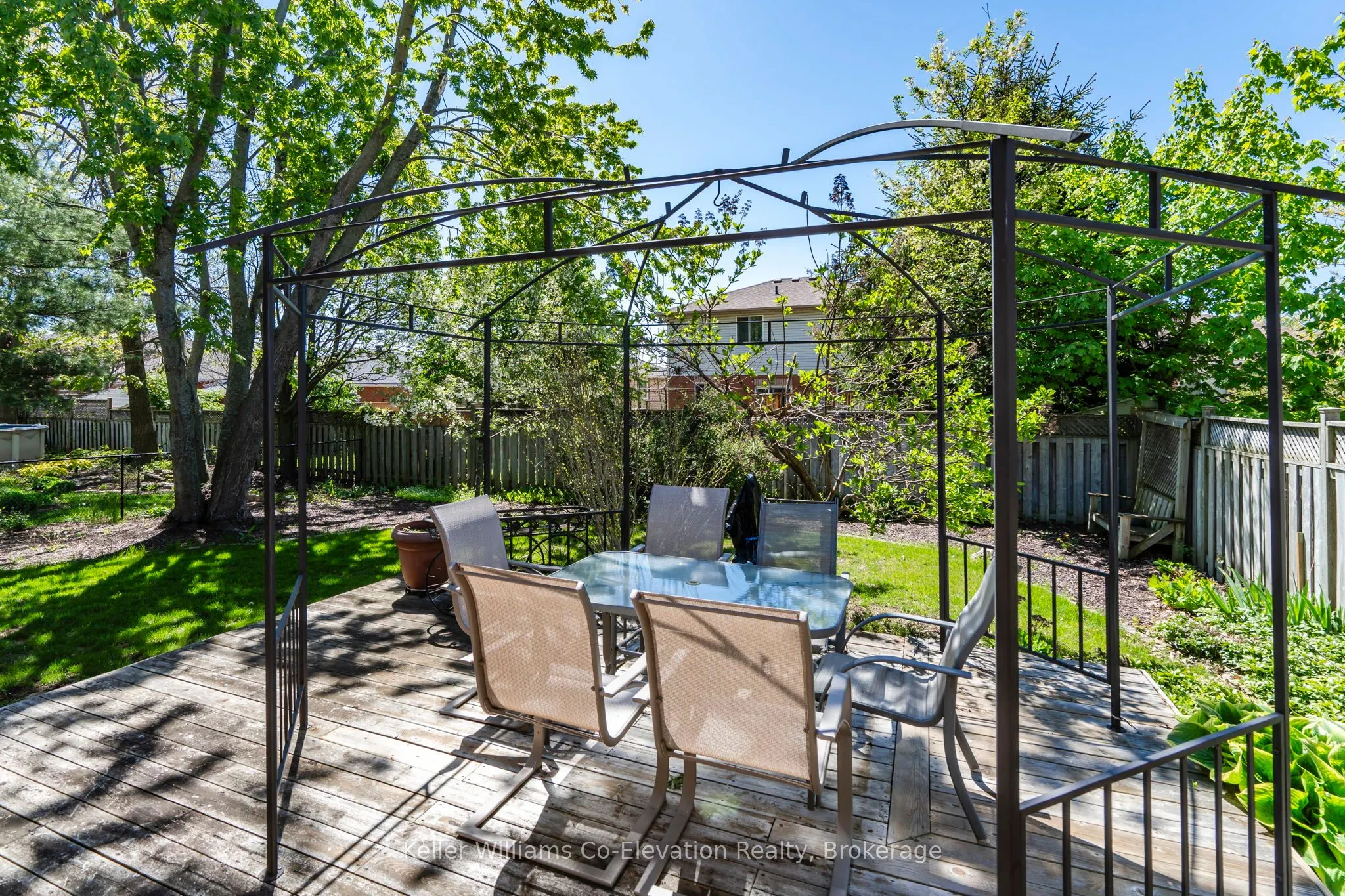 33 Allsop Crescent