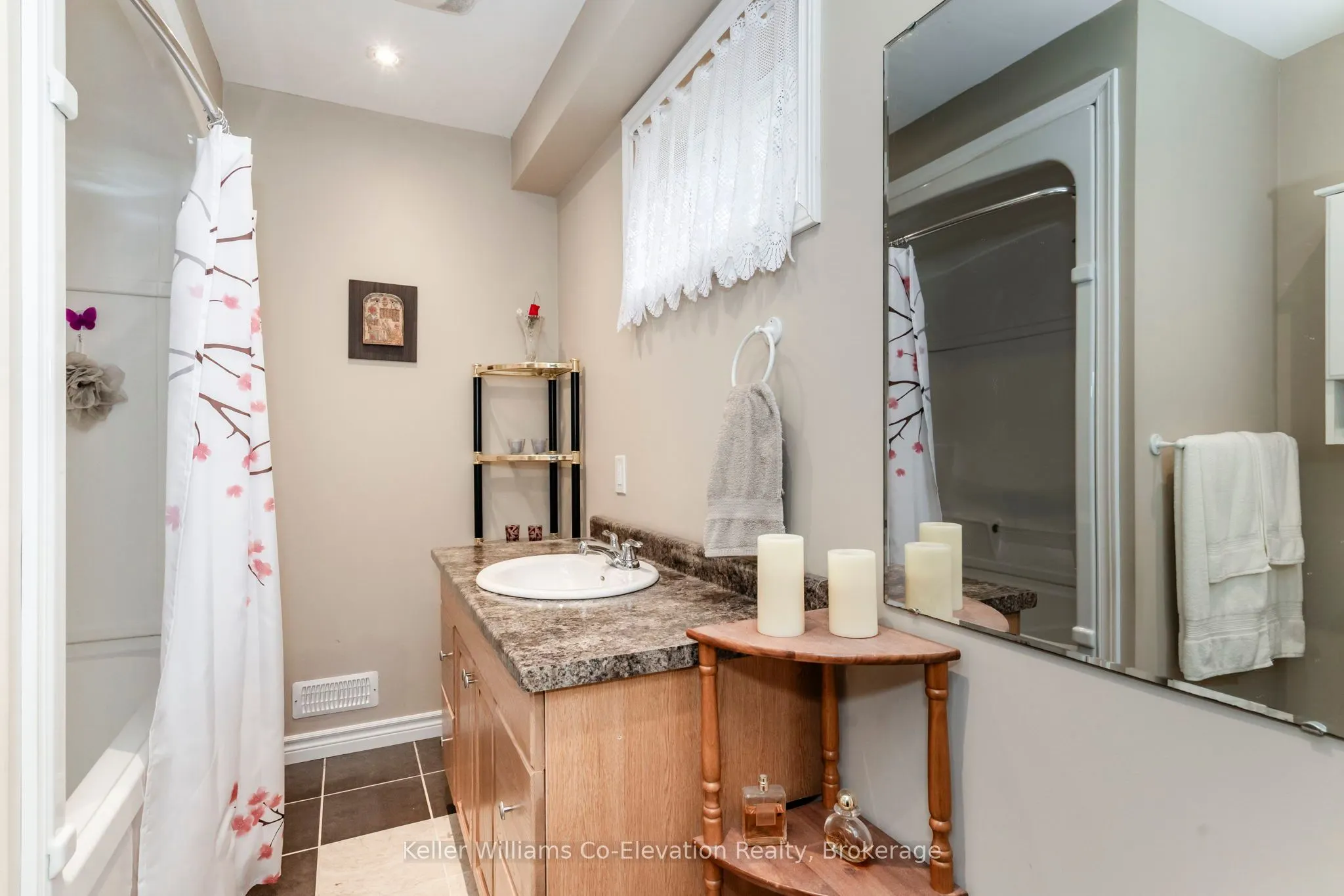 33 Allsop Crescent
