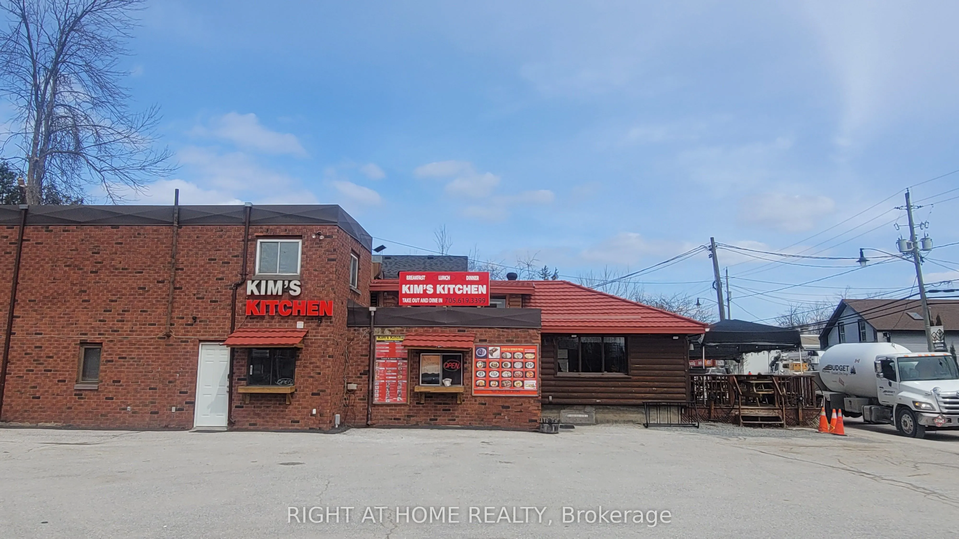 3394 MUSKOKA Street