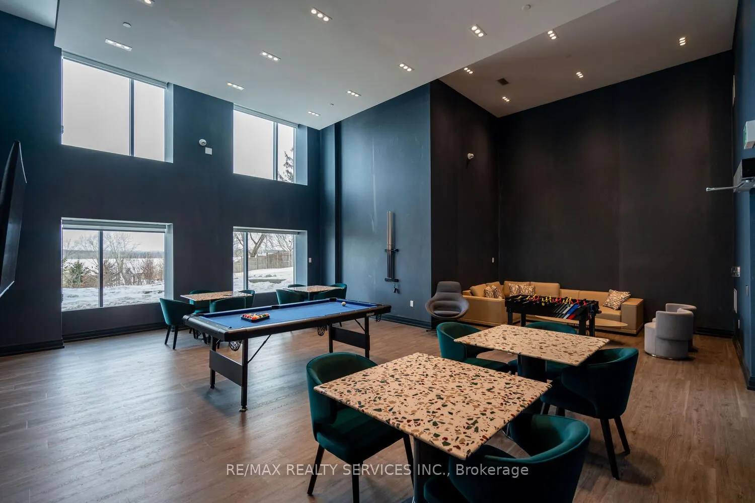 56 Lakeside Terrace #108