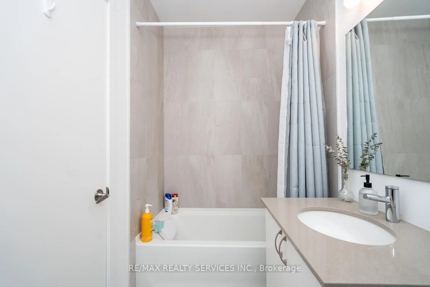 56 Lakeside Terrace #108
