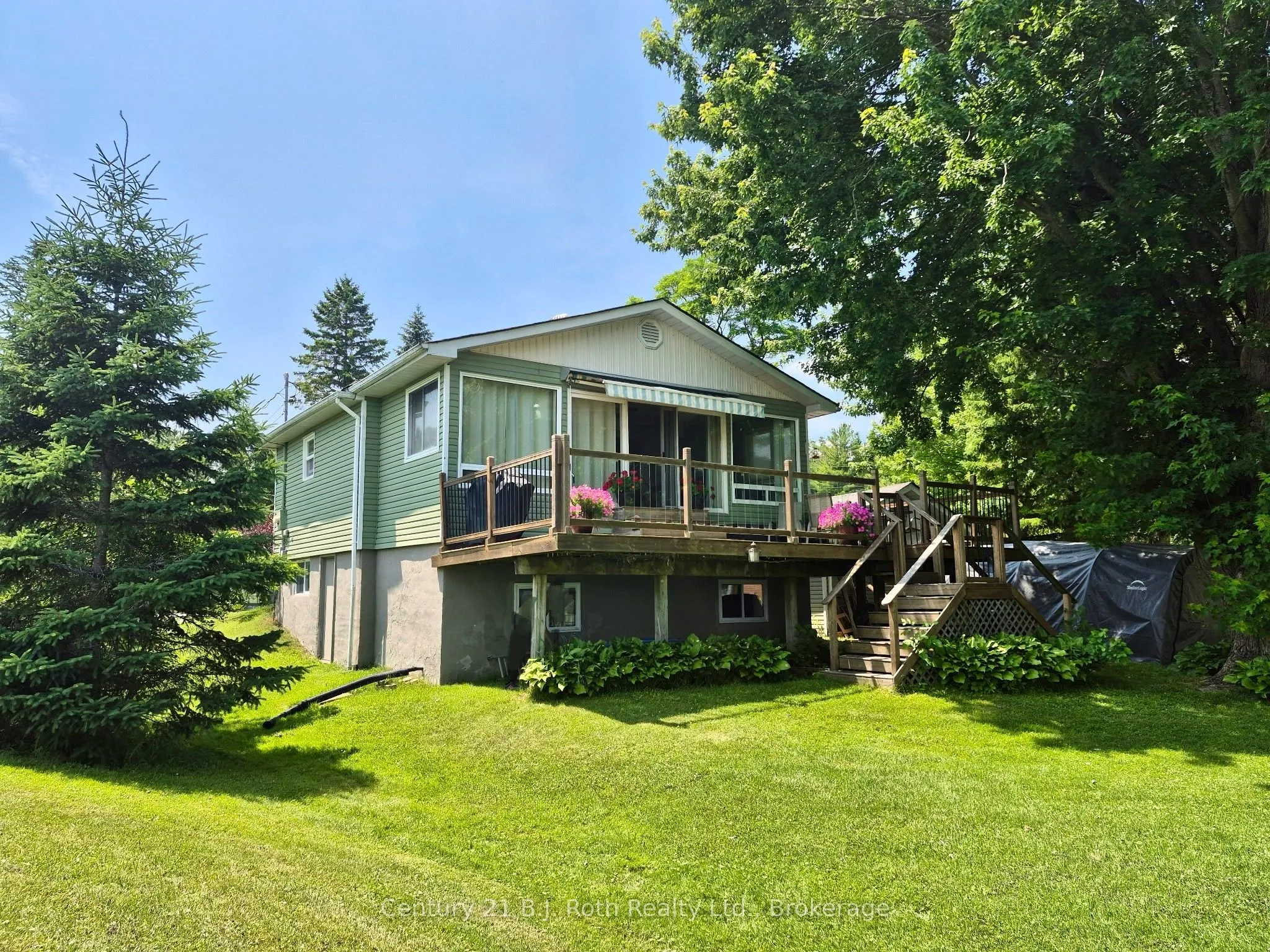 95 Maskinonge Road