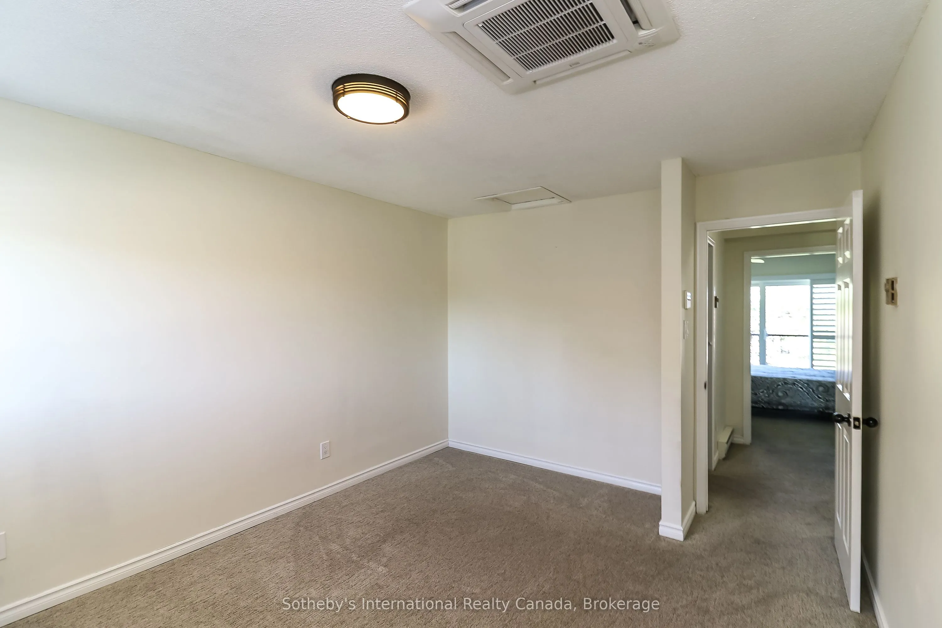 348 Mariners Way #20