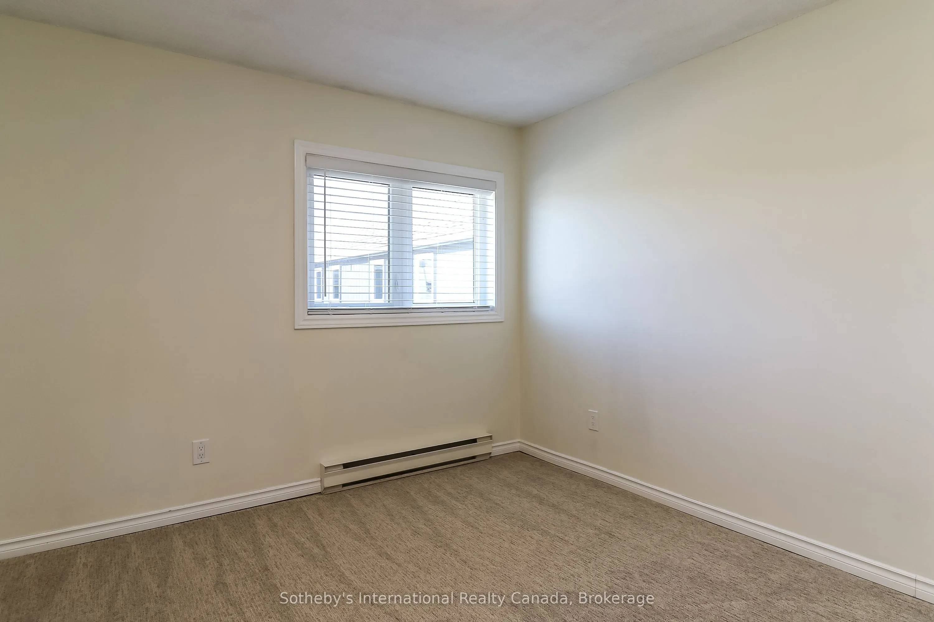 348 Mariners Way #20