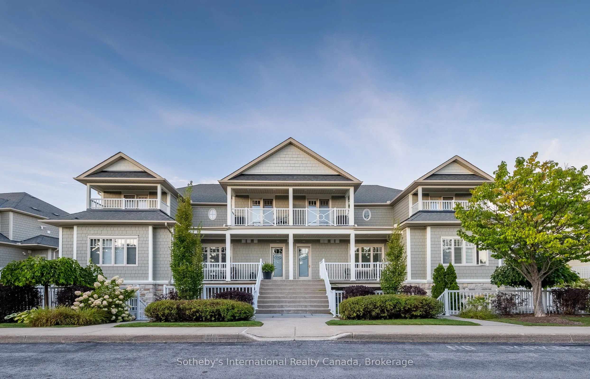 40 TROTT Boulevard, #504