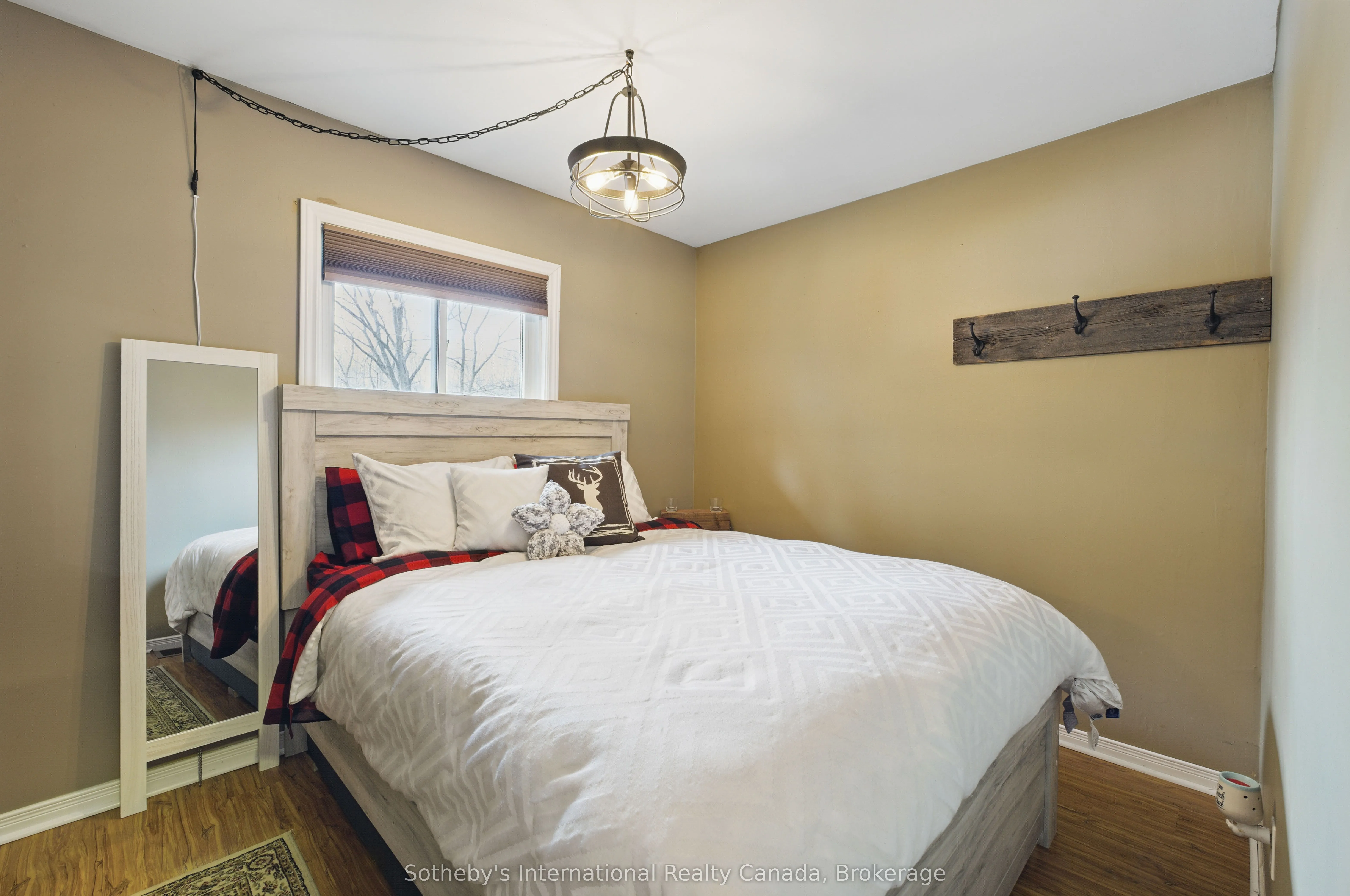 5270 Dean Trail