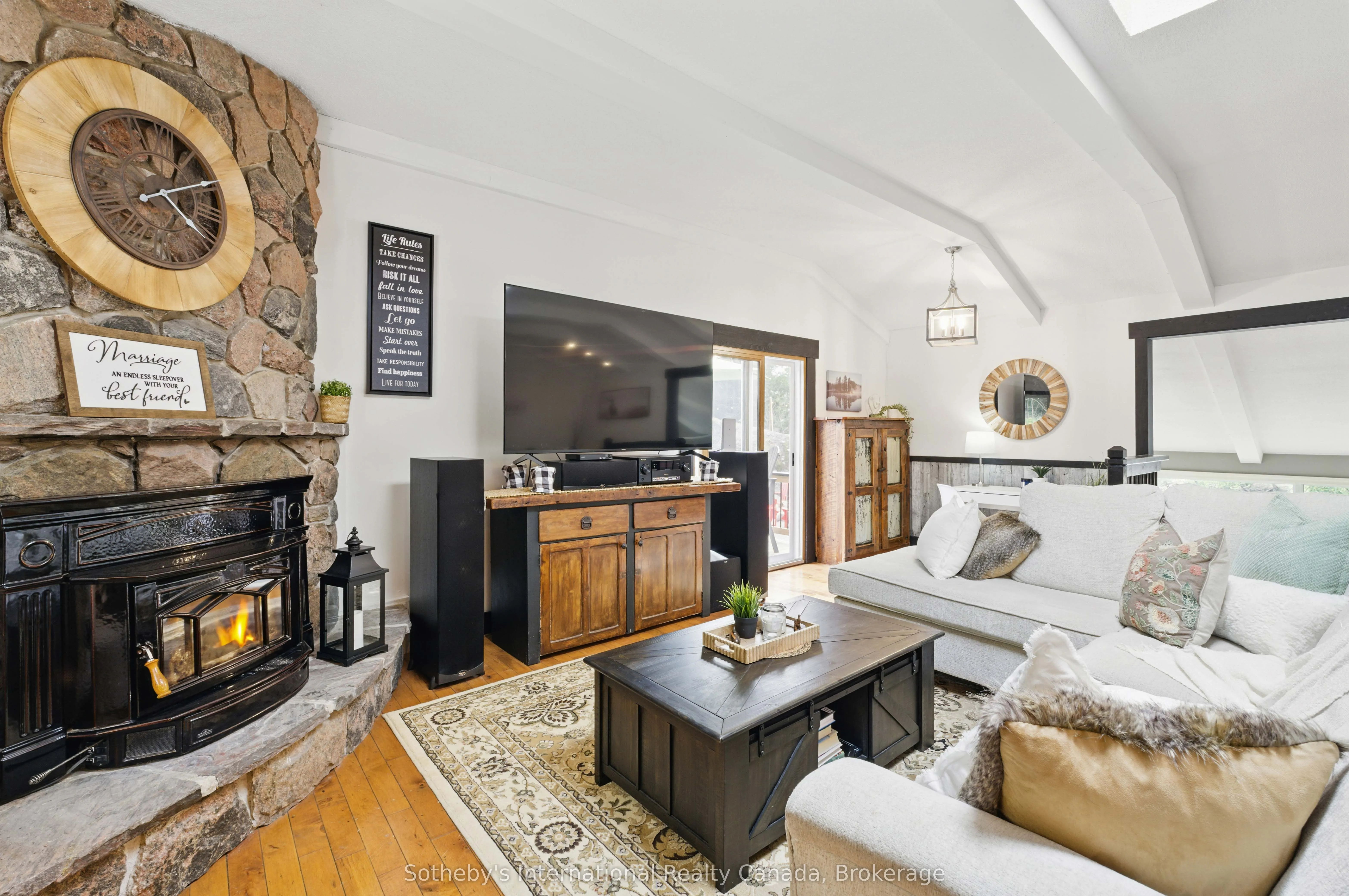 5270 Dean Trail