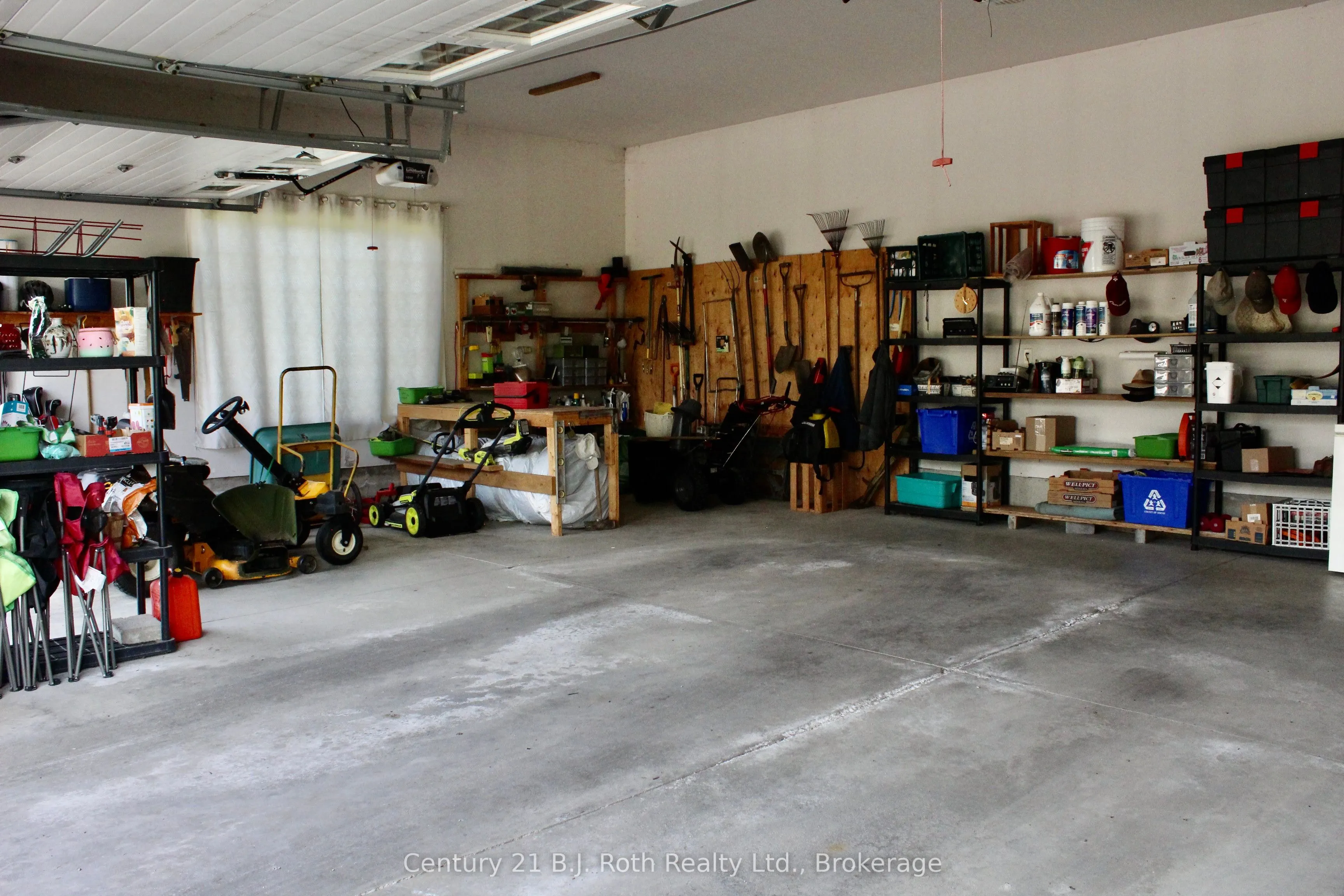 1057 Hurlwood Lane Lane