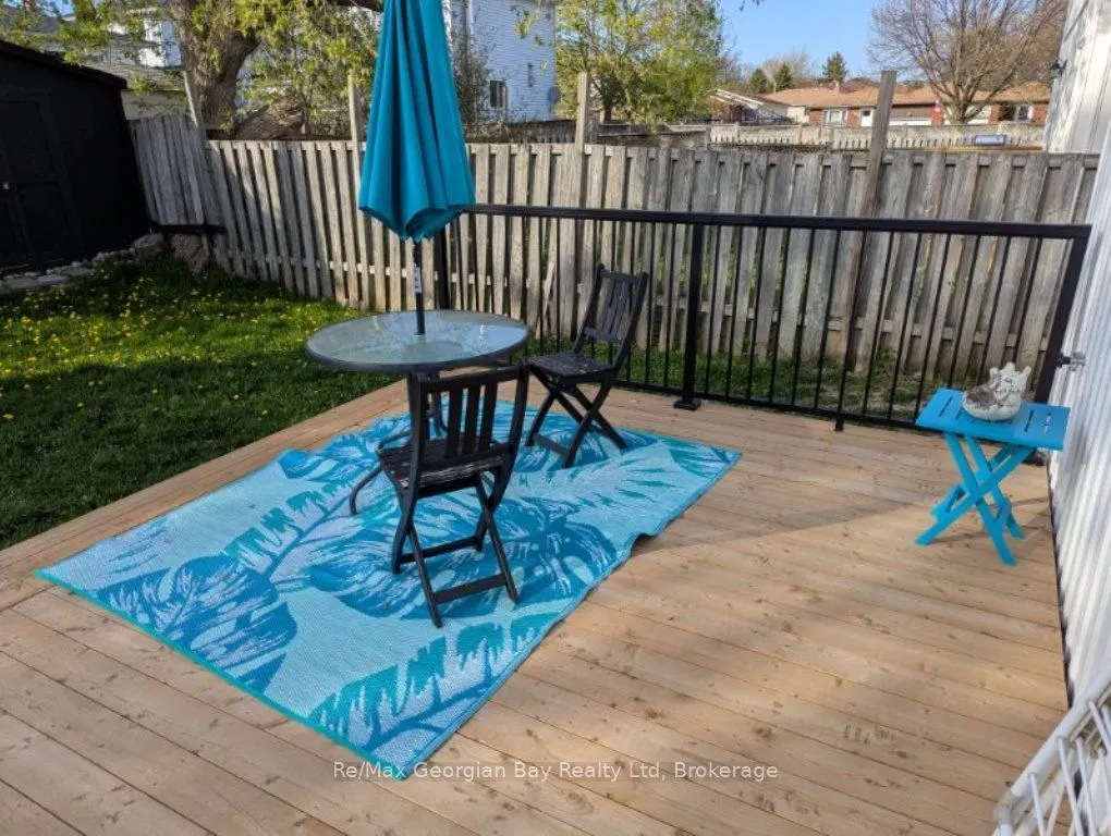 334 ROSE Crescent