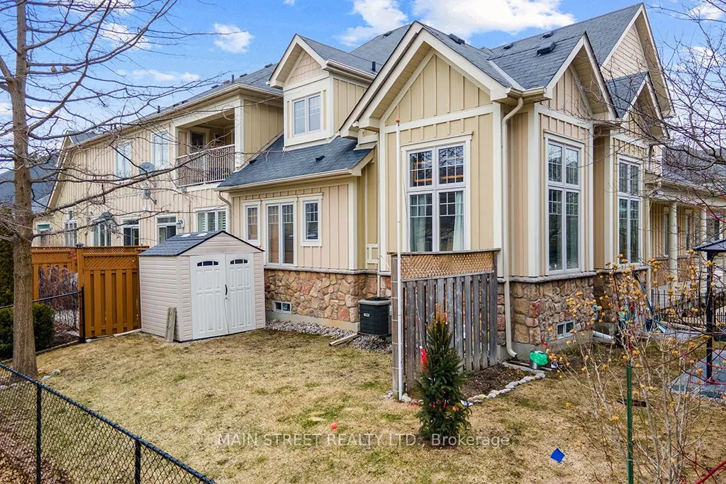 36 Savannah Crescent
