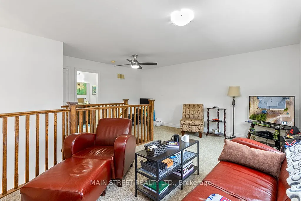 36 Savannah Crescent