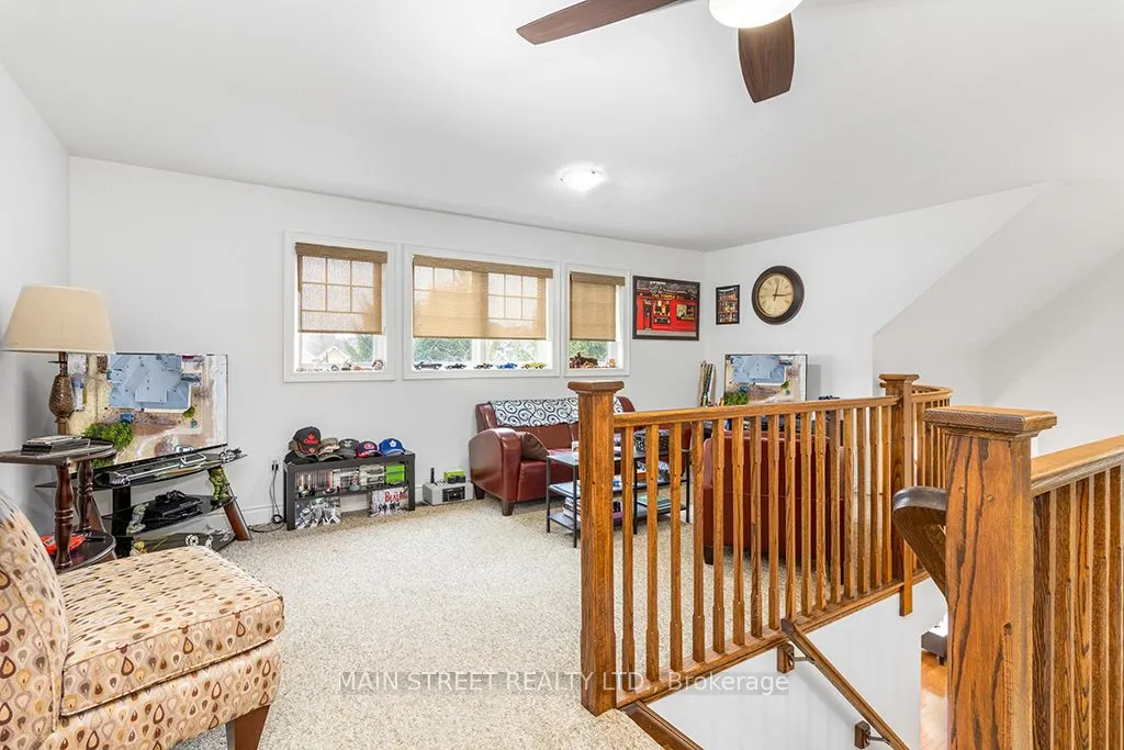 36 Savannah Crescent