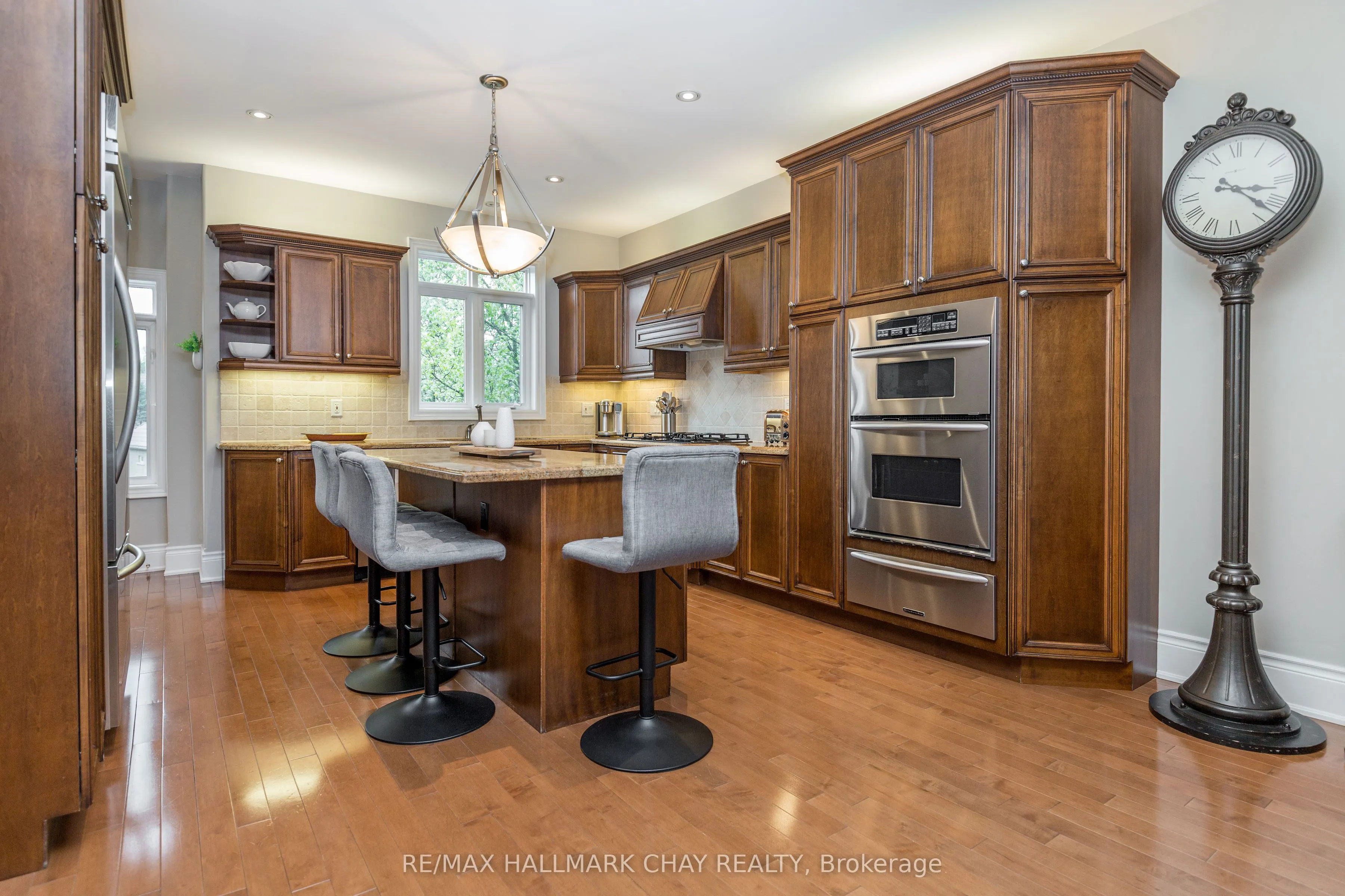 6 Orsi Court