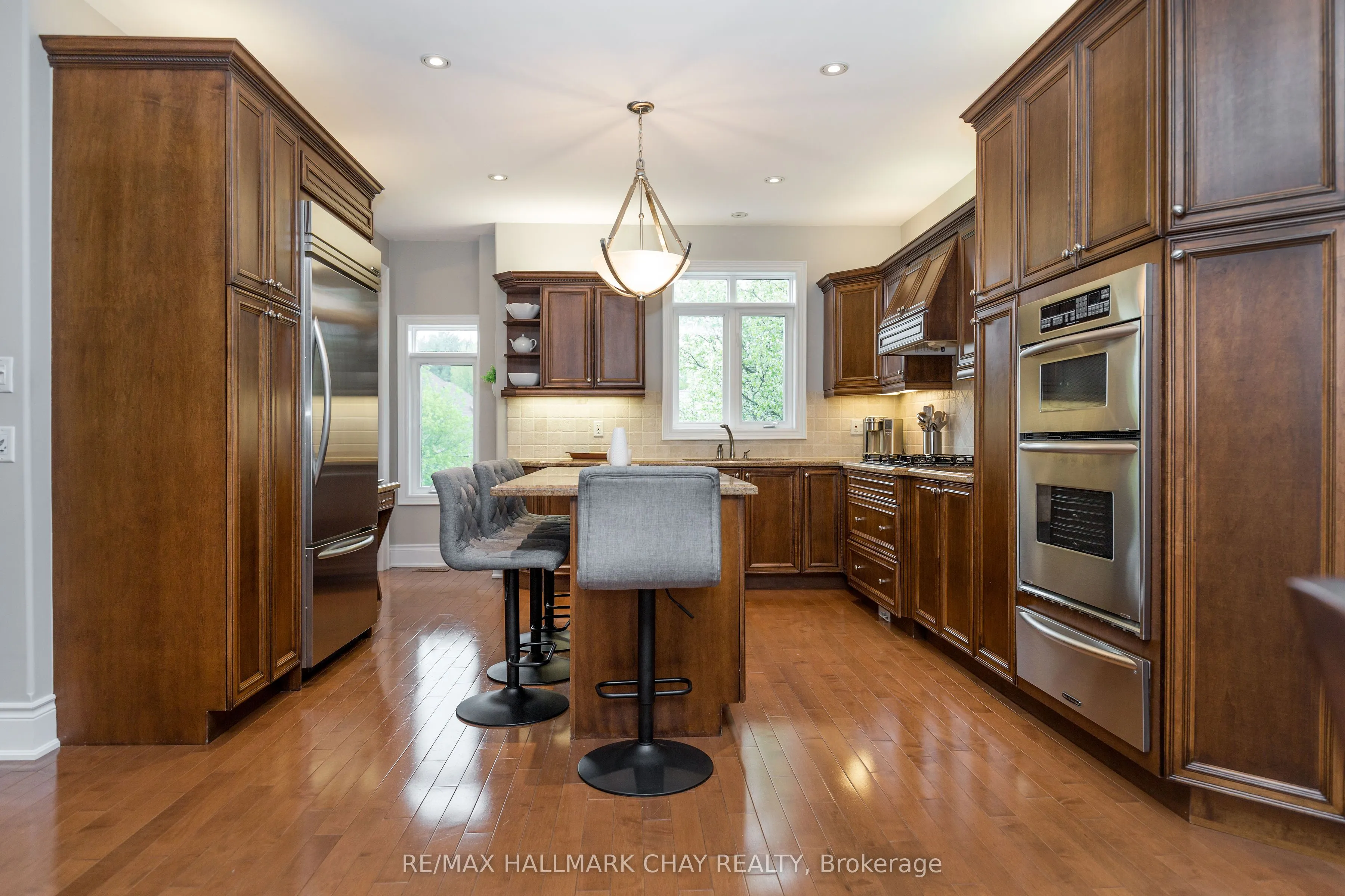 6 Orsi Court