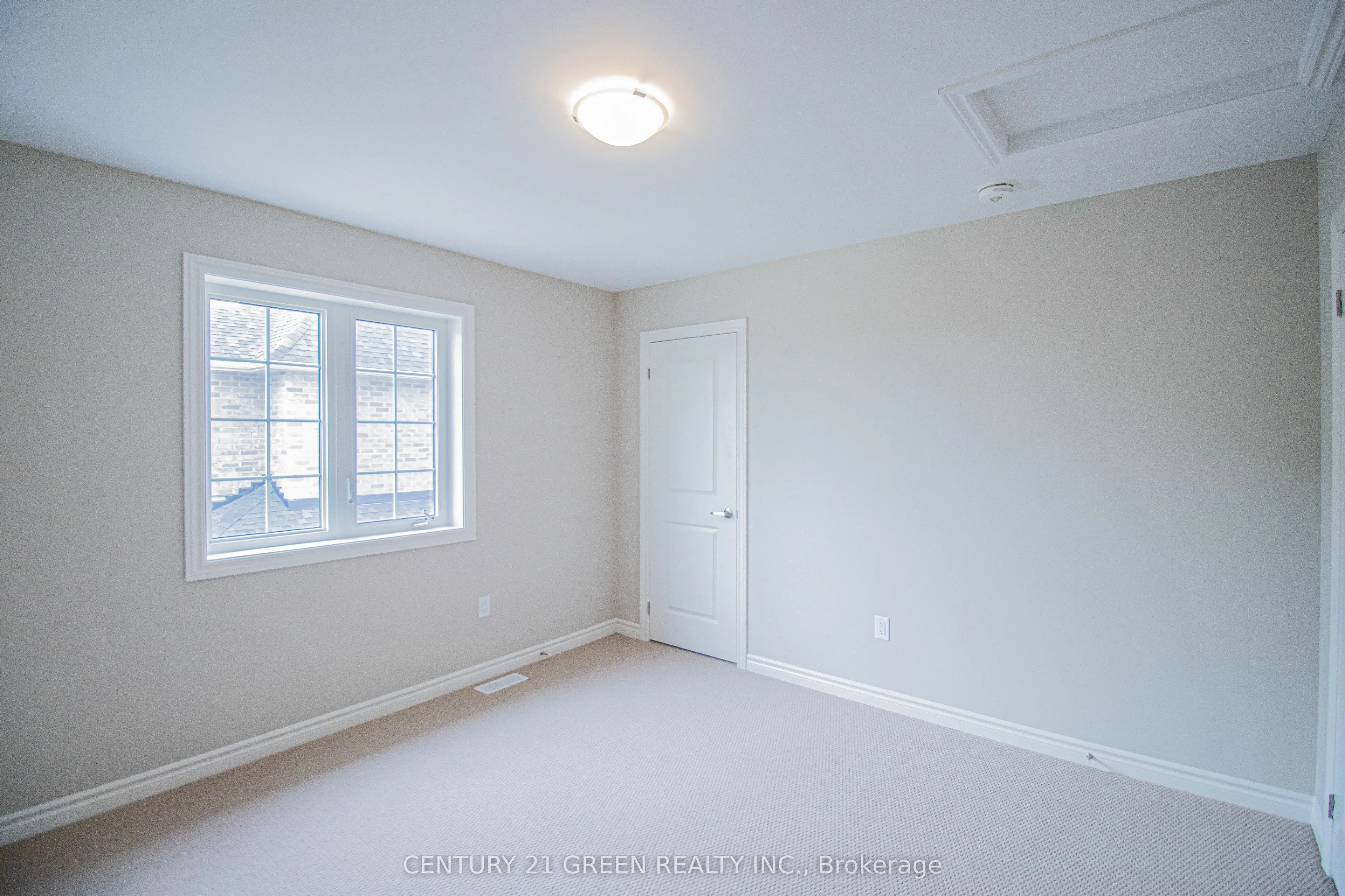 274 Springfield Crescent