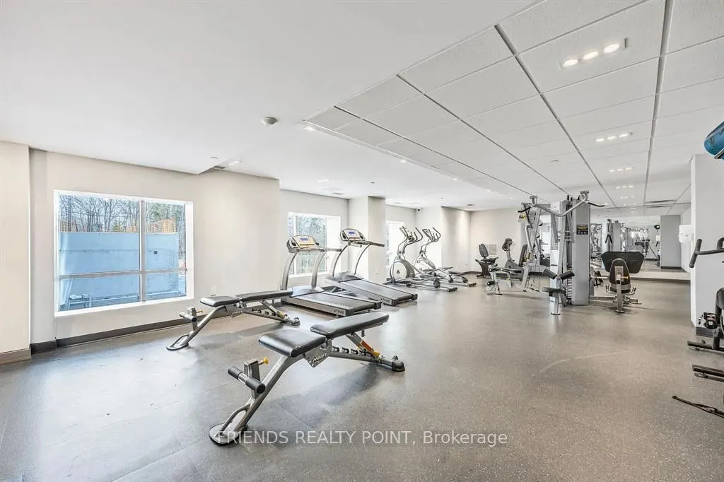 56 Lakeside Terrace, #814