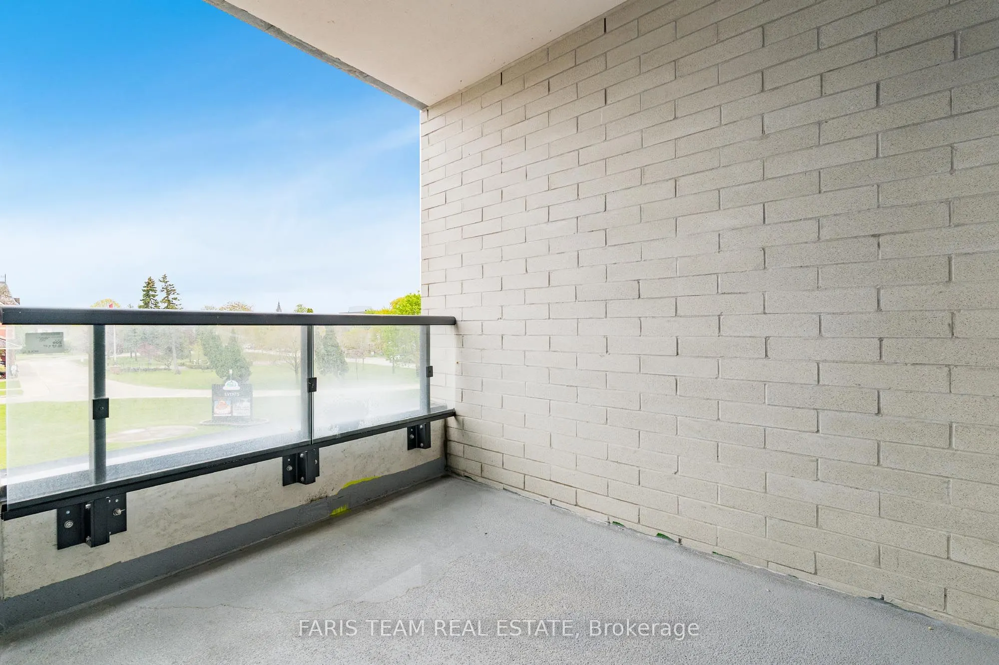 31 Huron Street #209