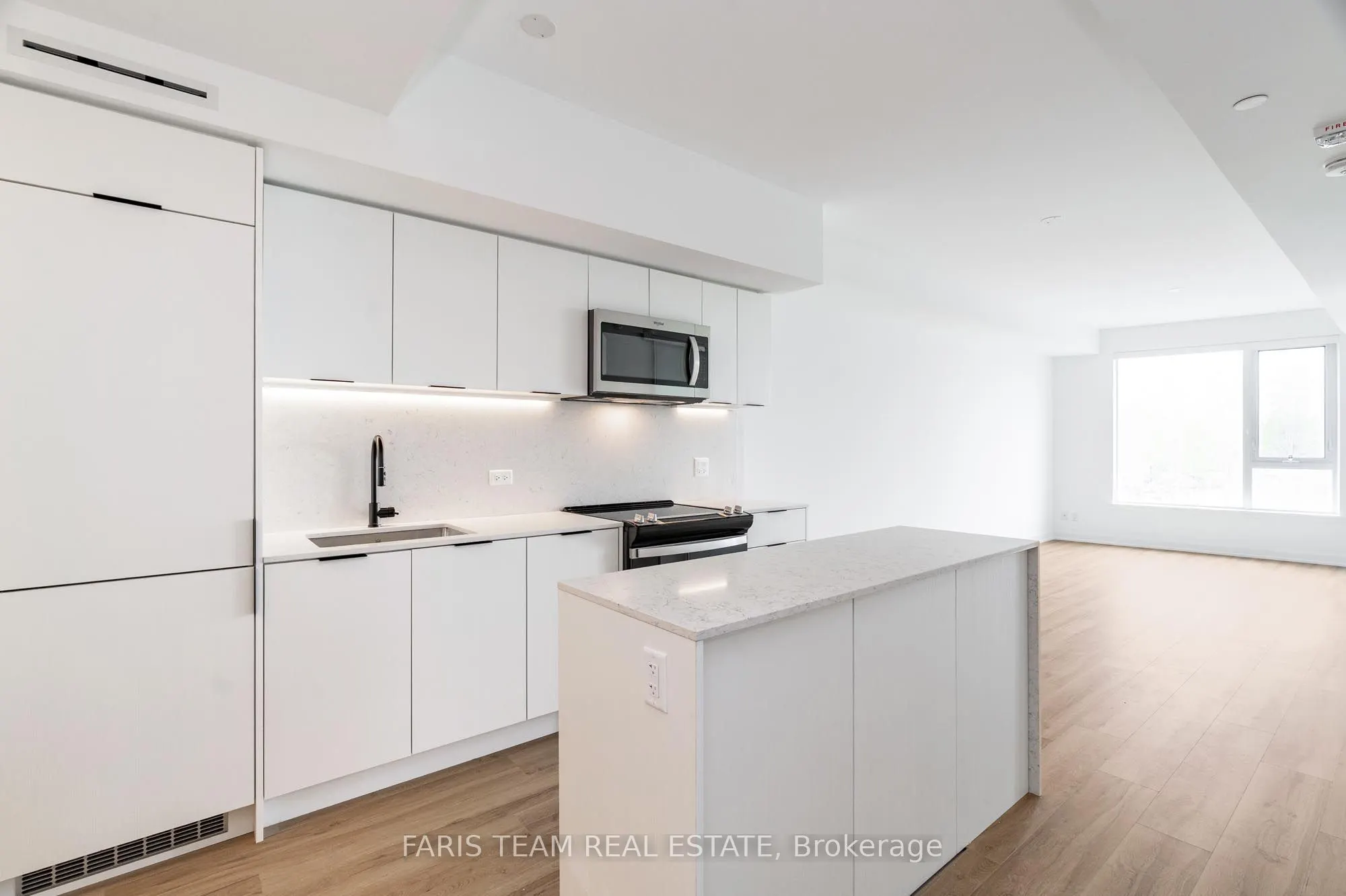 31 Huron Street #209