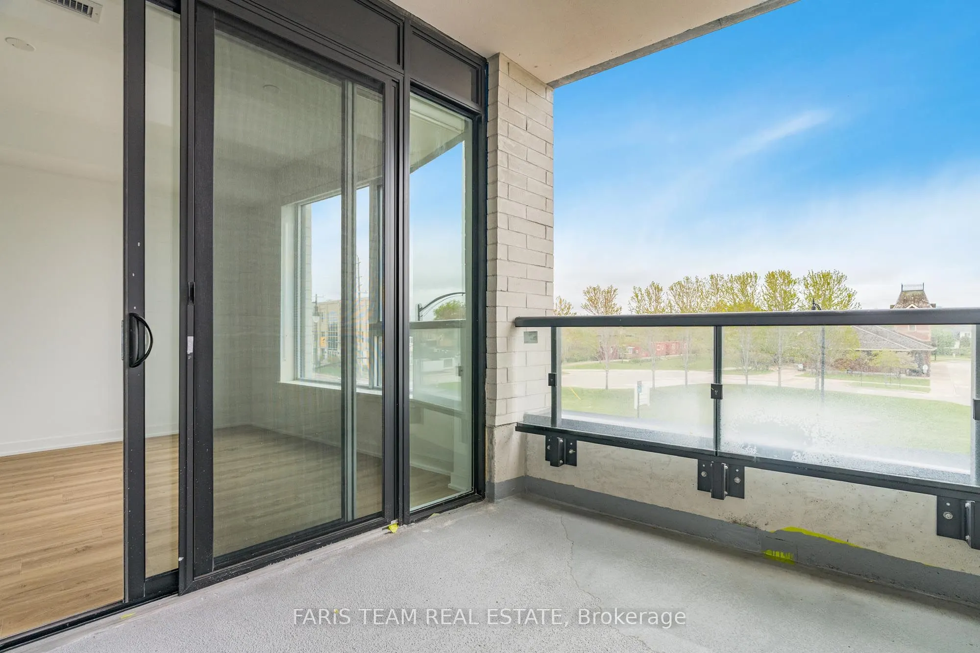 31 Huron Street #209