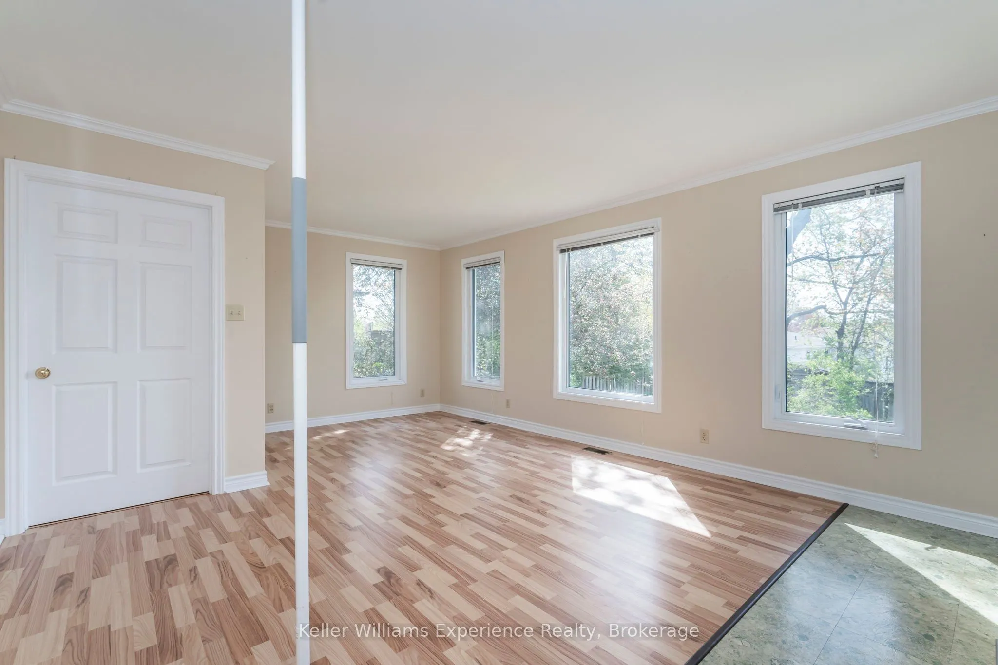 309 Lescaut Road