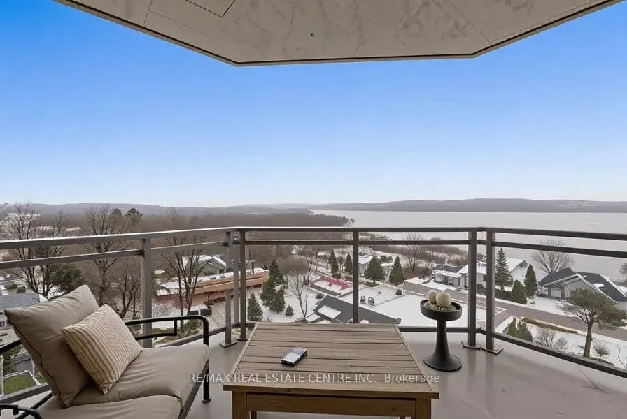 56 Lakeside Terrace, #805