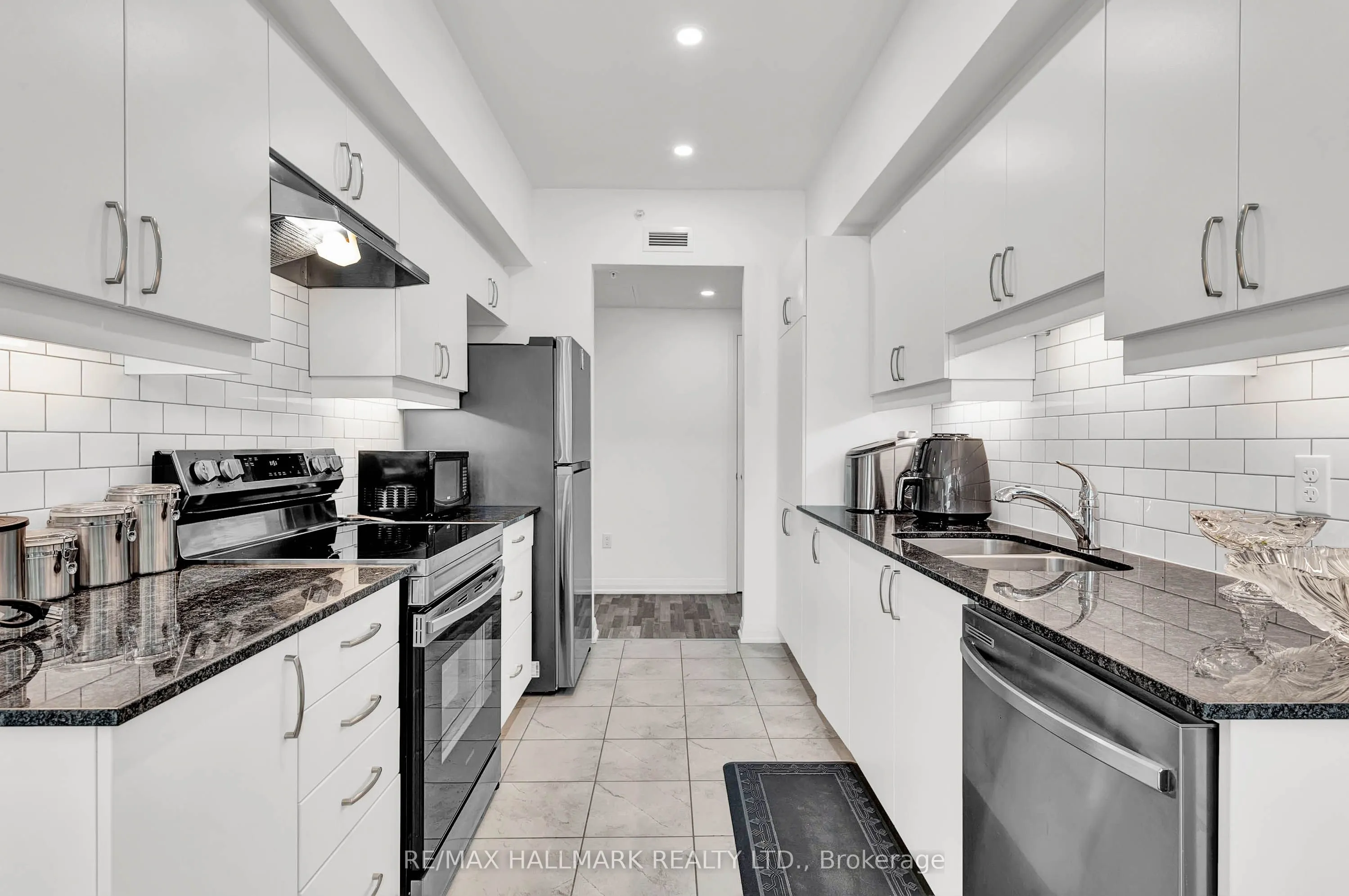 54 Koda Street, #201